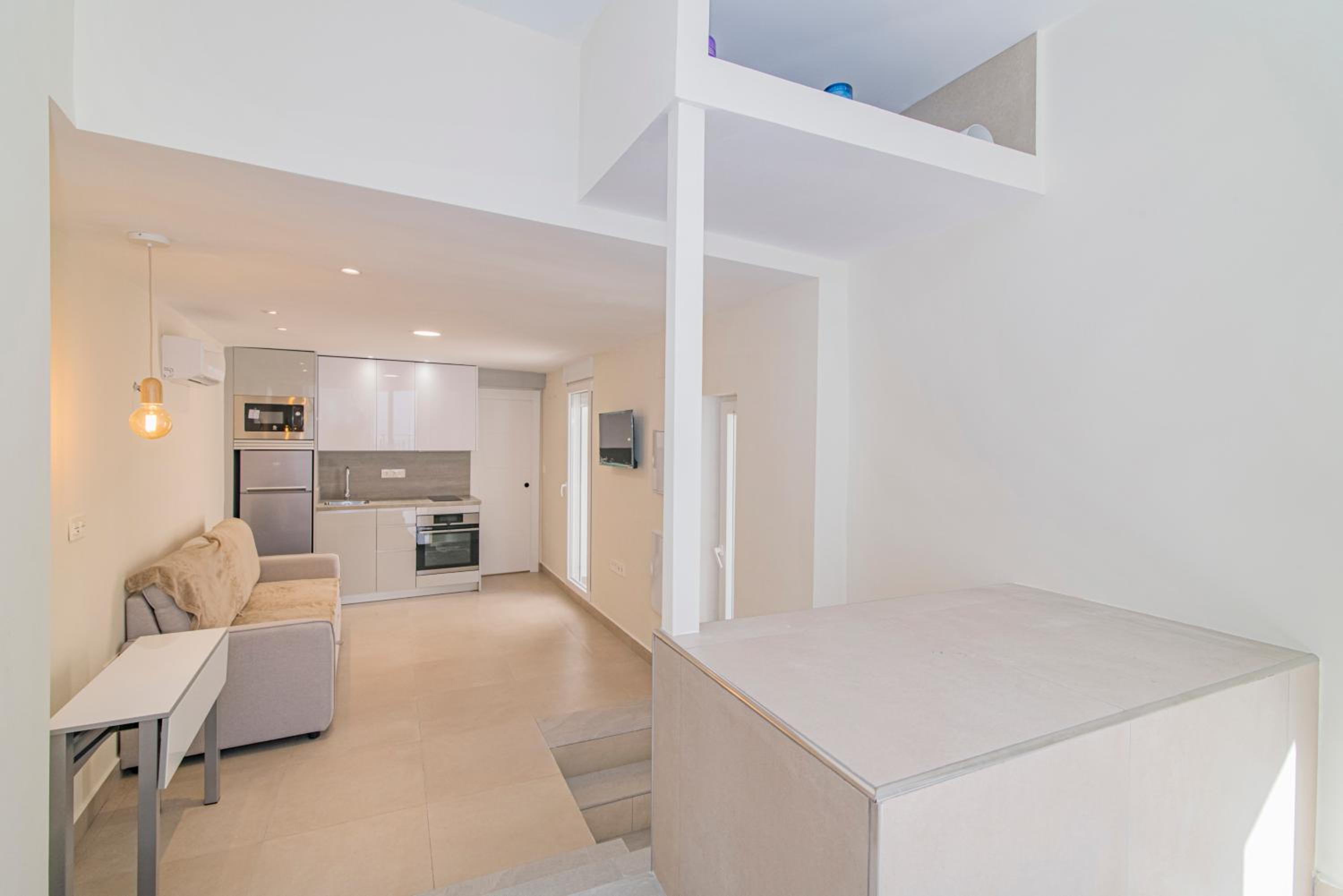 One-Bedroom House photo 2