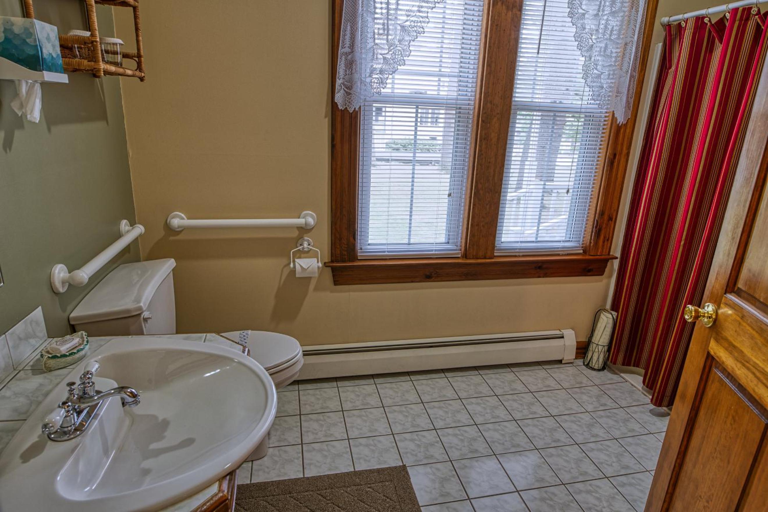 Rockwell Falls Inn and Wine Bar, Billede 9