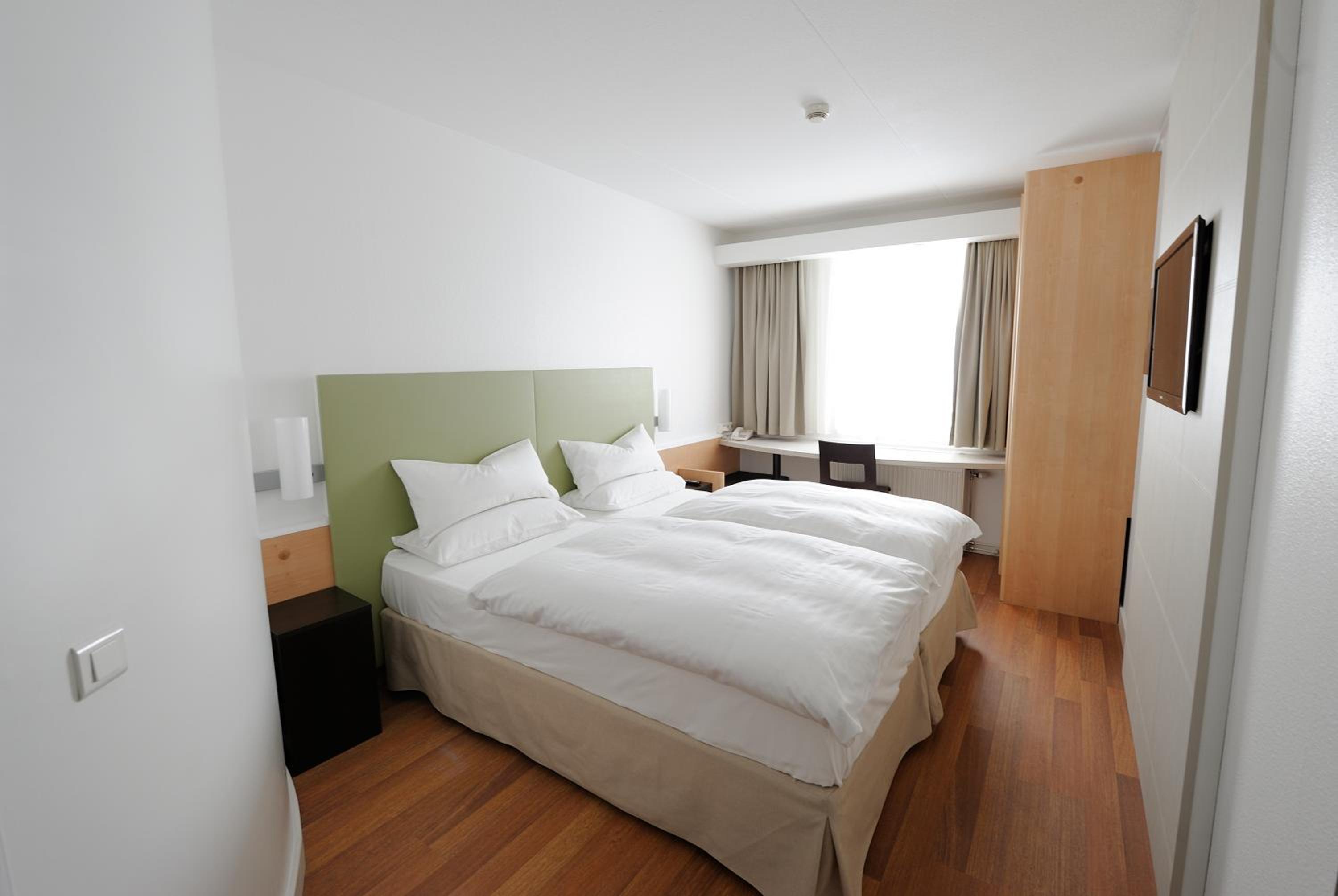 Good Morning Twin Room - Photo 2