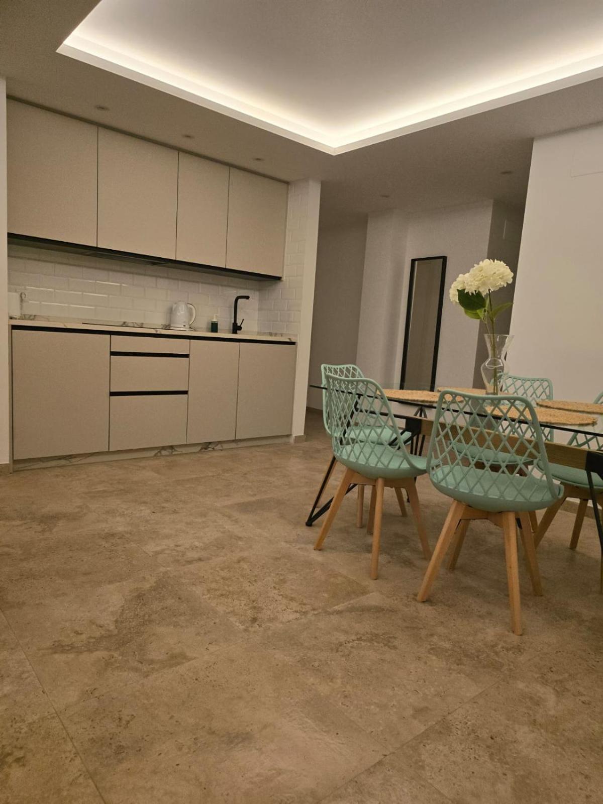 Three-Bedroom Apartment photo 2