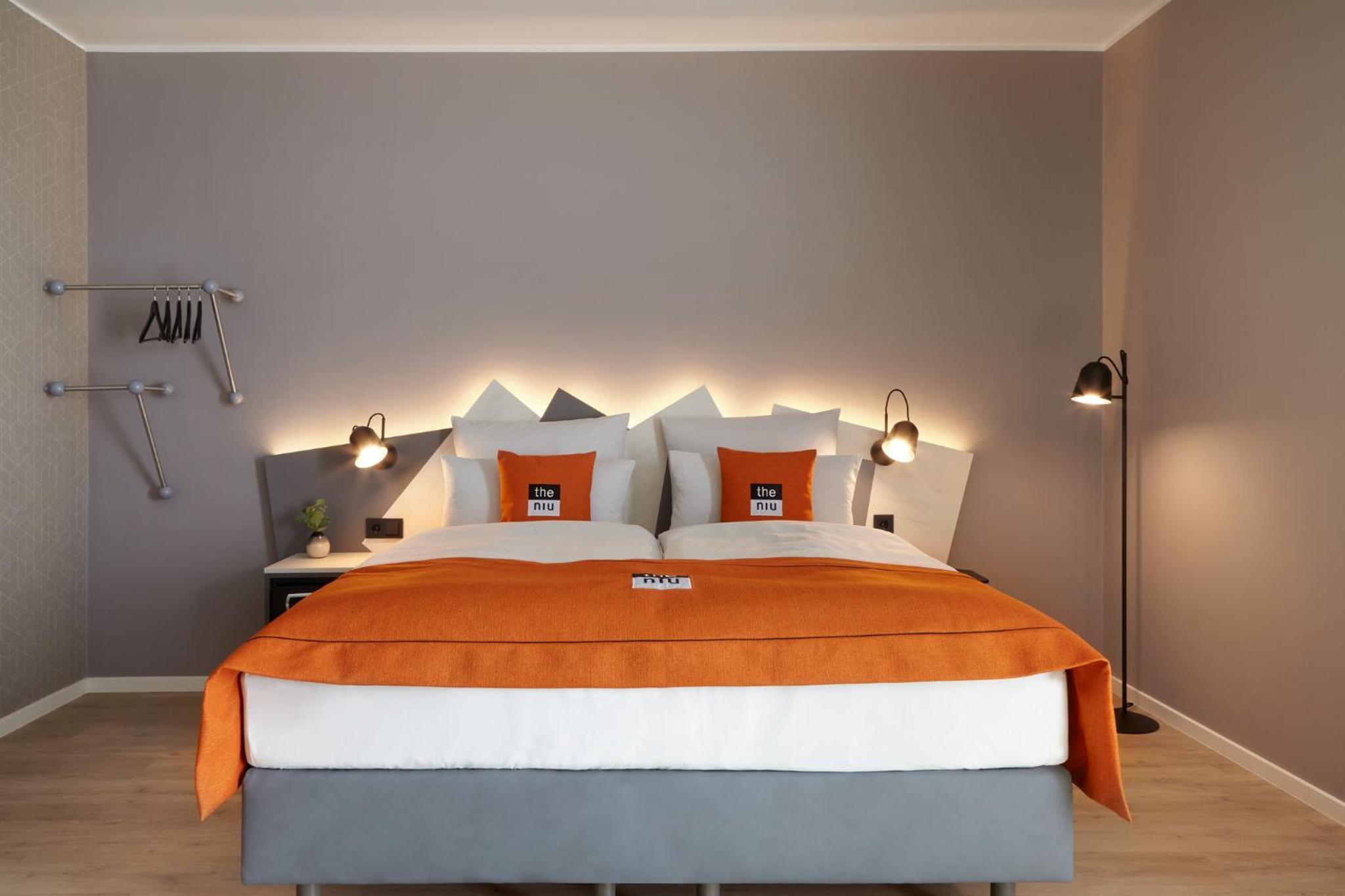 Premium Queen Room - Photo 8