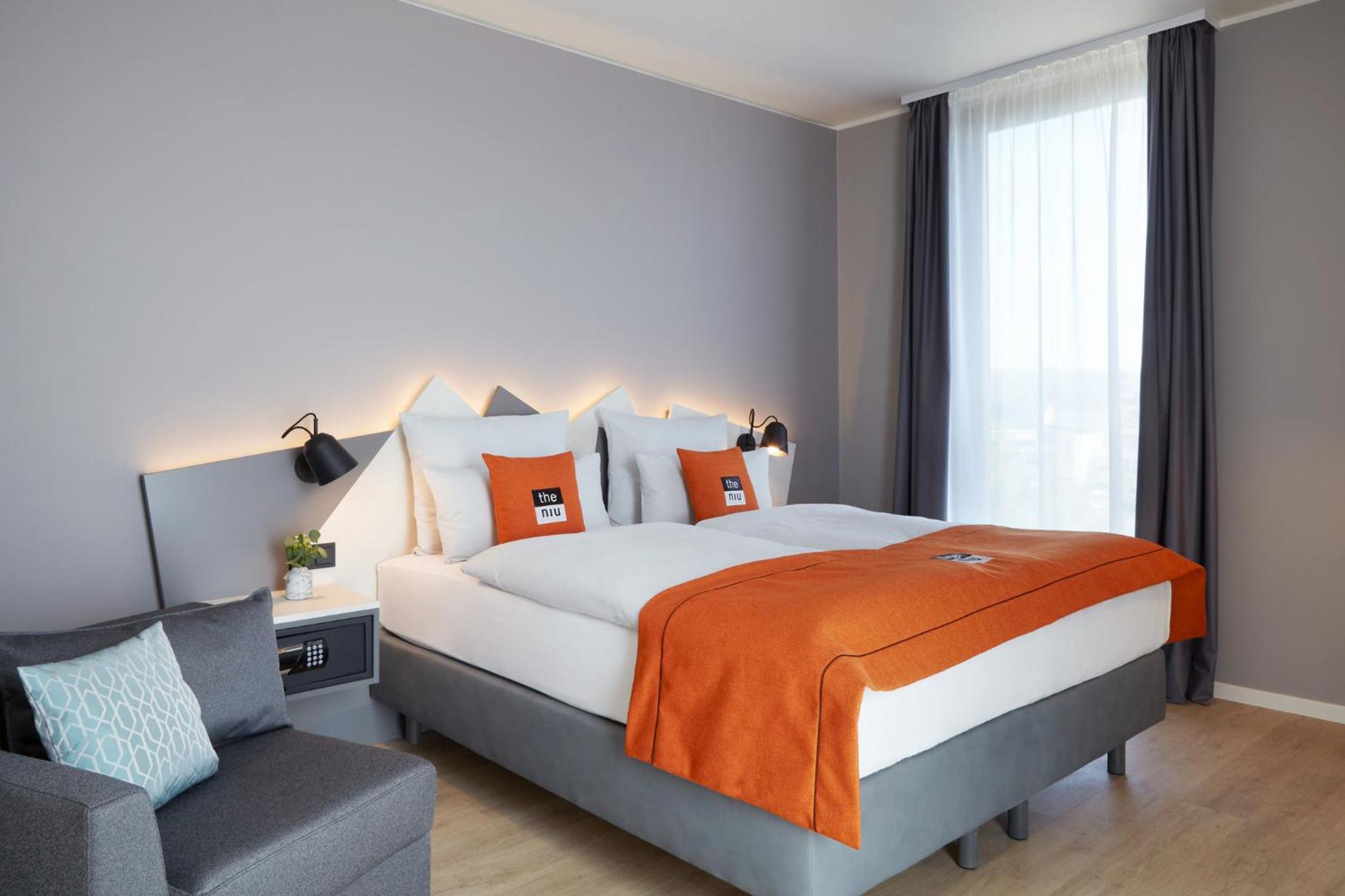 Premium Queen Room - Photo 7