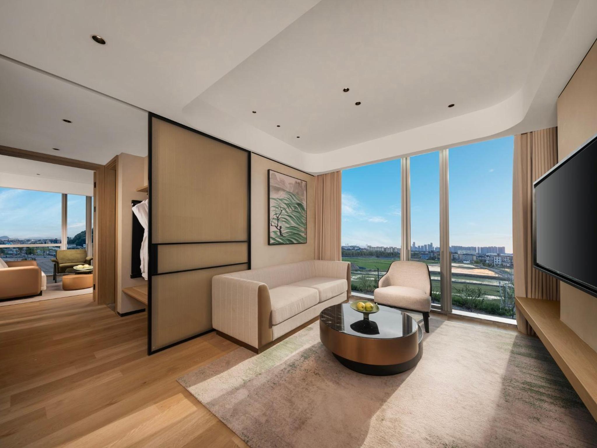One-Bedroom Suite