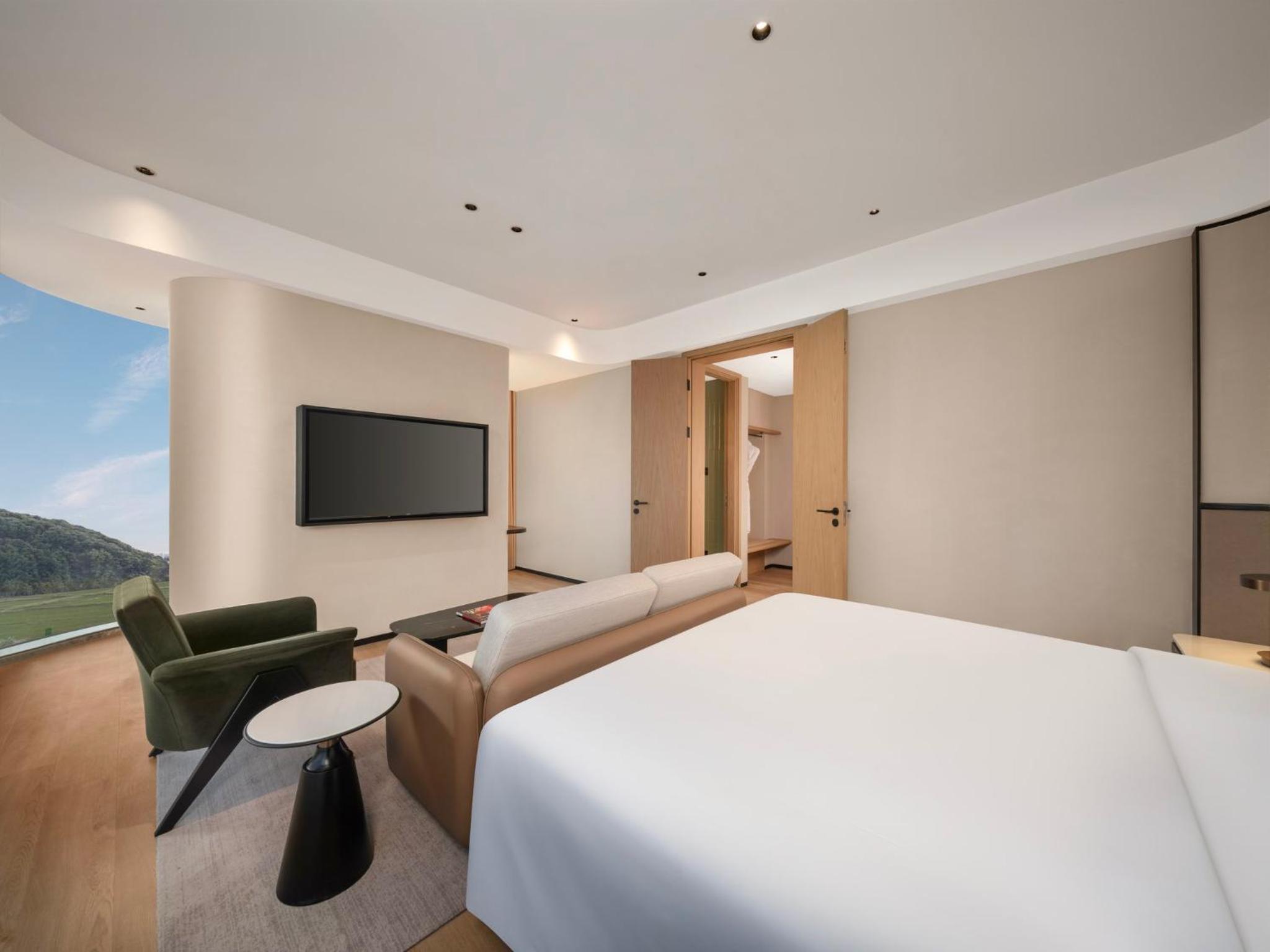 One-Bedroom Suite