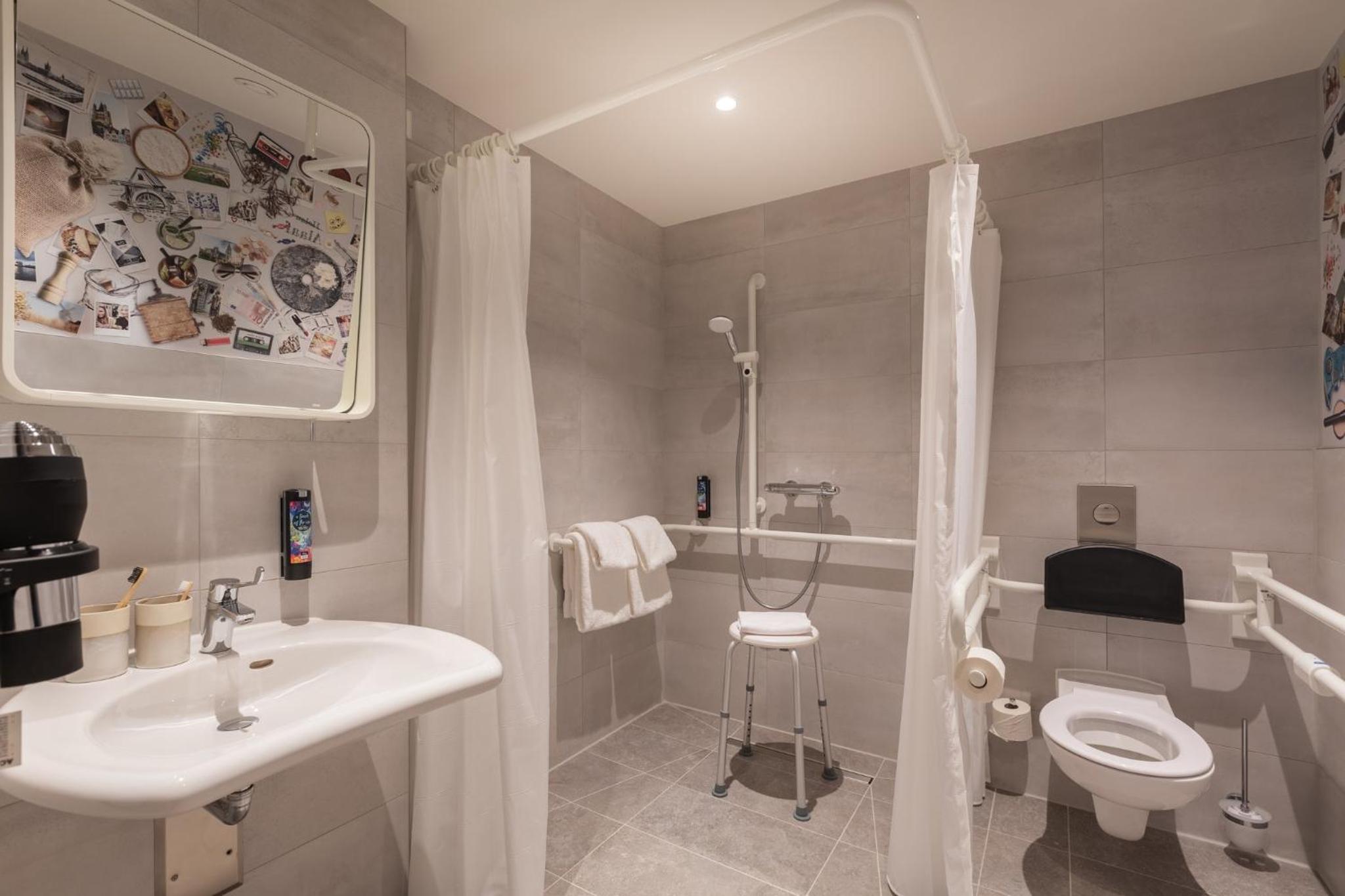 Queen Room - Accessible - Photo 2