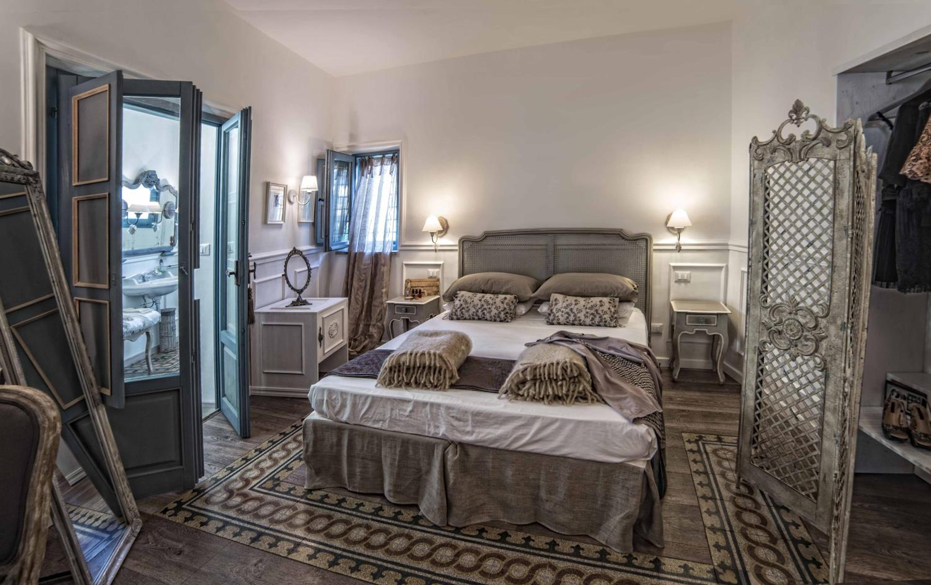 Deluxe Double or Twin Room photo 1