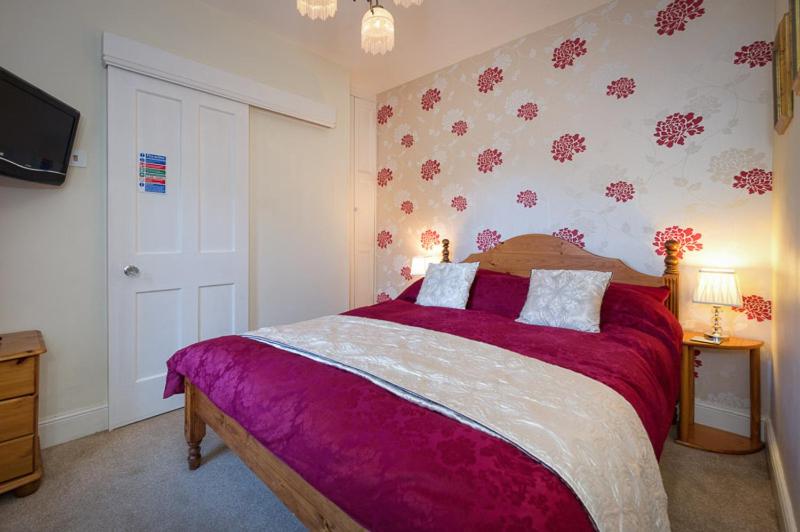 Small Double Room photo 1