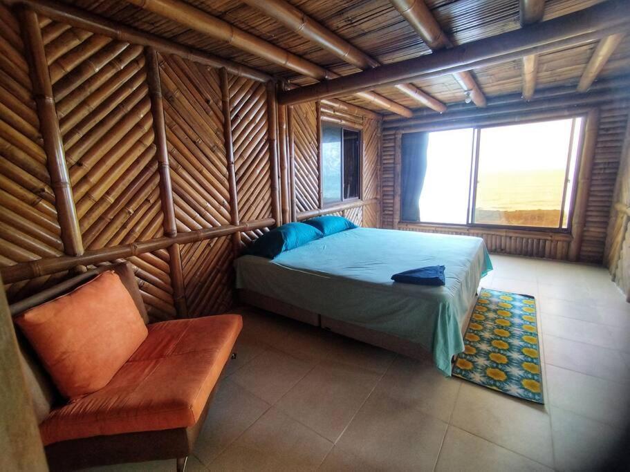 One-Bedroom House photo 1