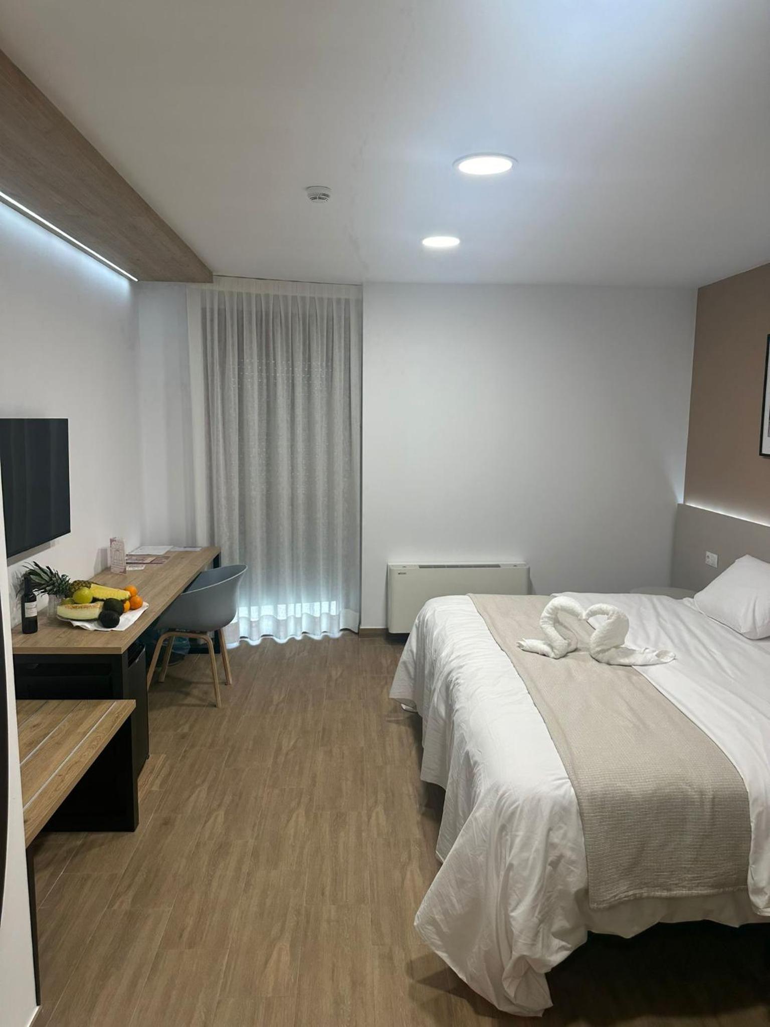 Habitación Queen con Dos Camas Queen - Acceso para Personas con Discapacidad