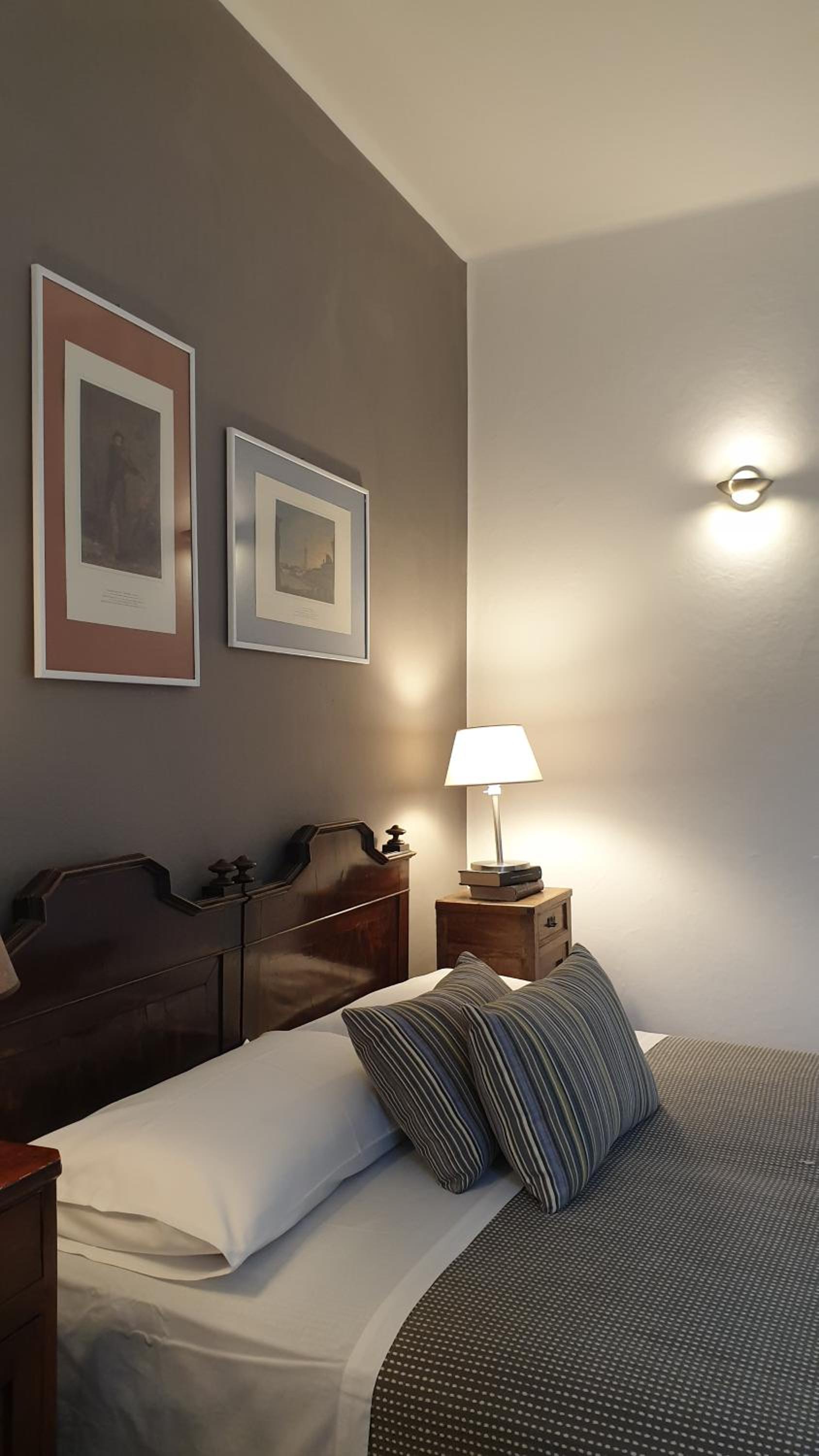 Two-Bedroom Apartment - Photo 18