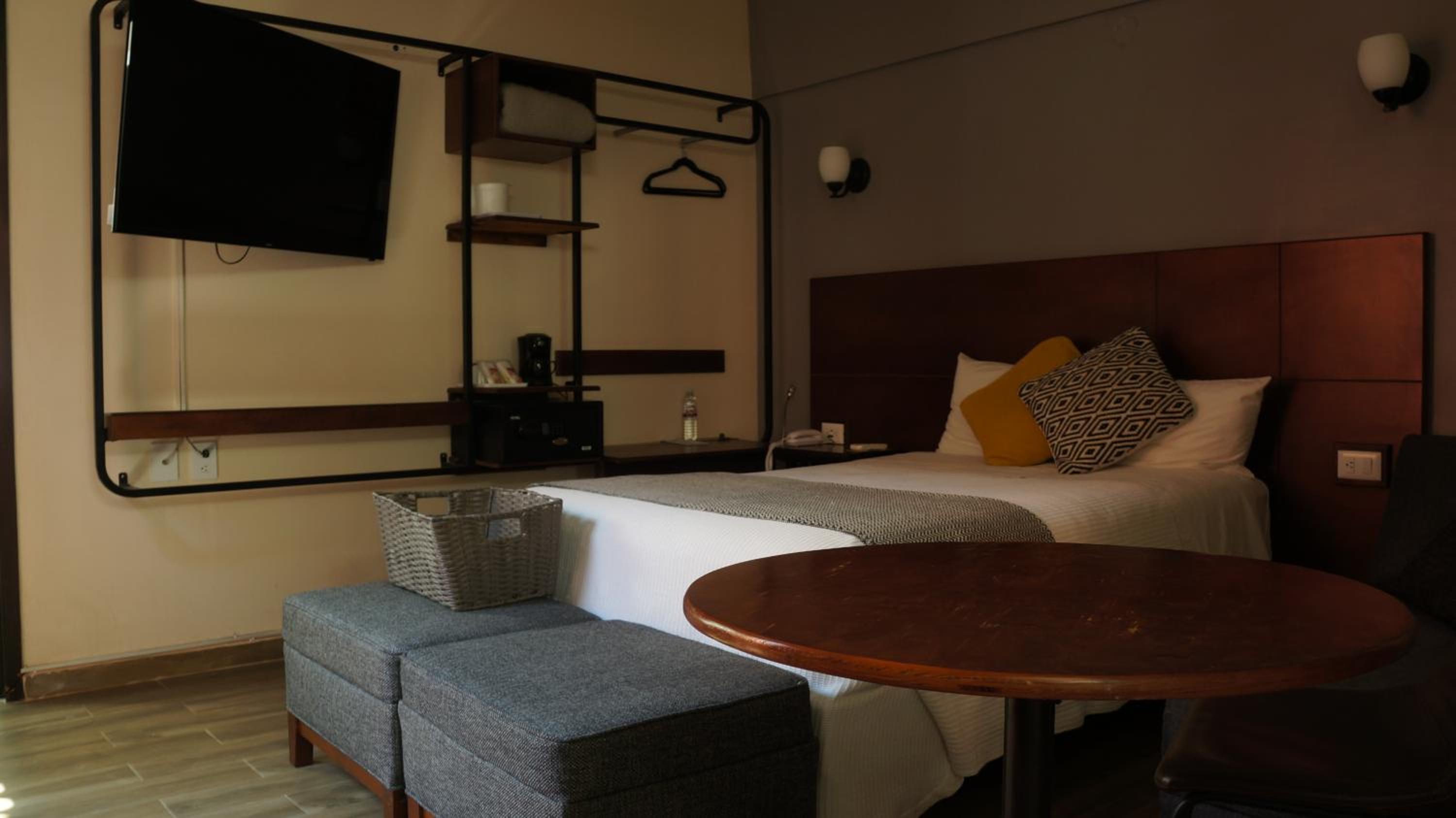 Standard Double or Twin Room photo 1