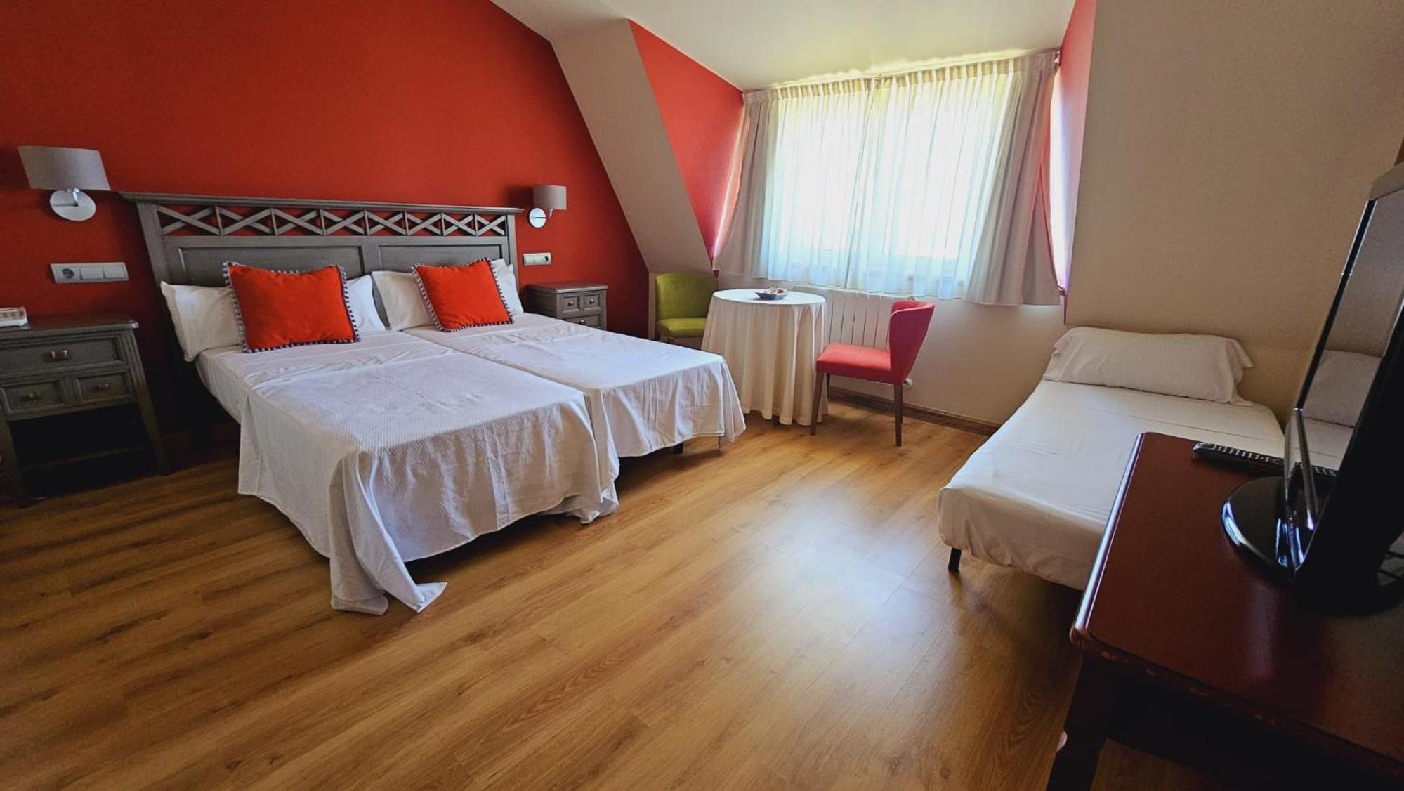 Triple Room