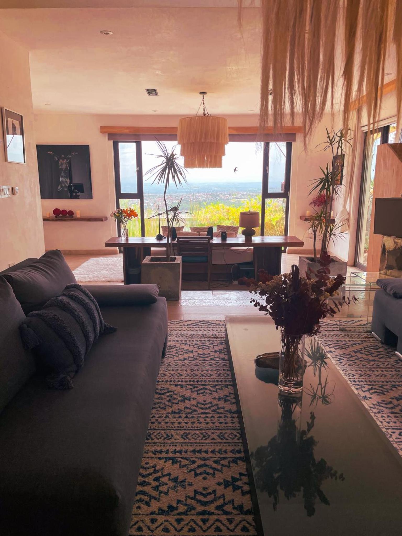 Family Room with Mountain View - Photo 16