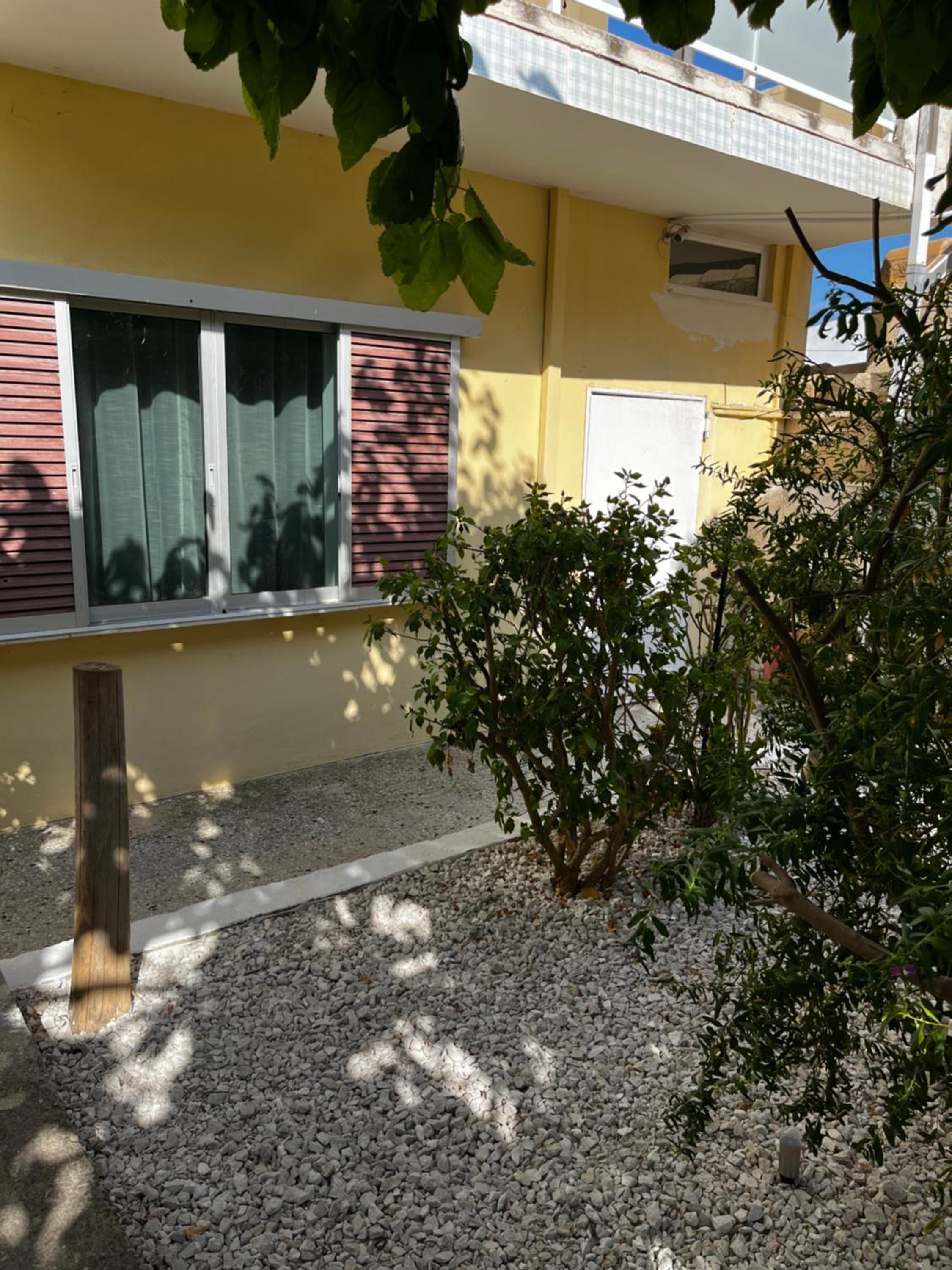 One-Bedroom Apartment with Balcony photo 2