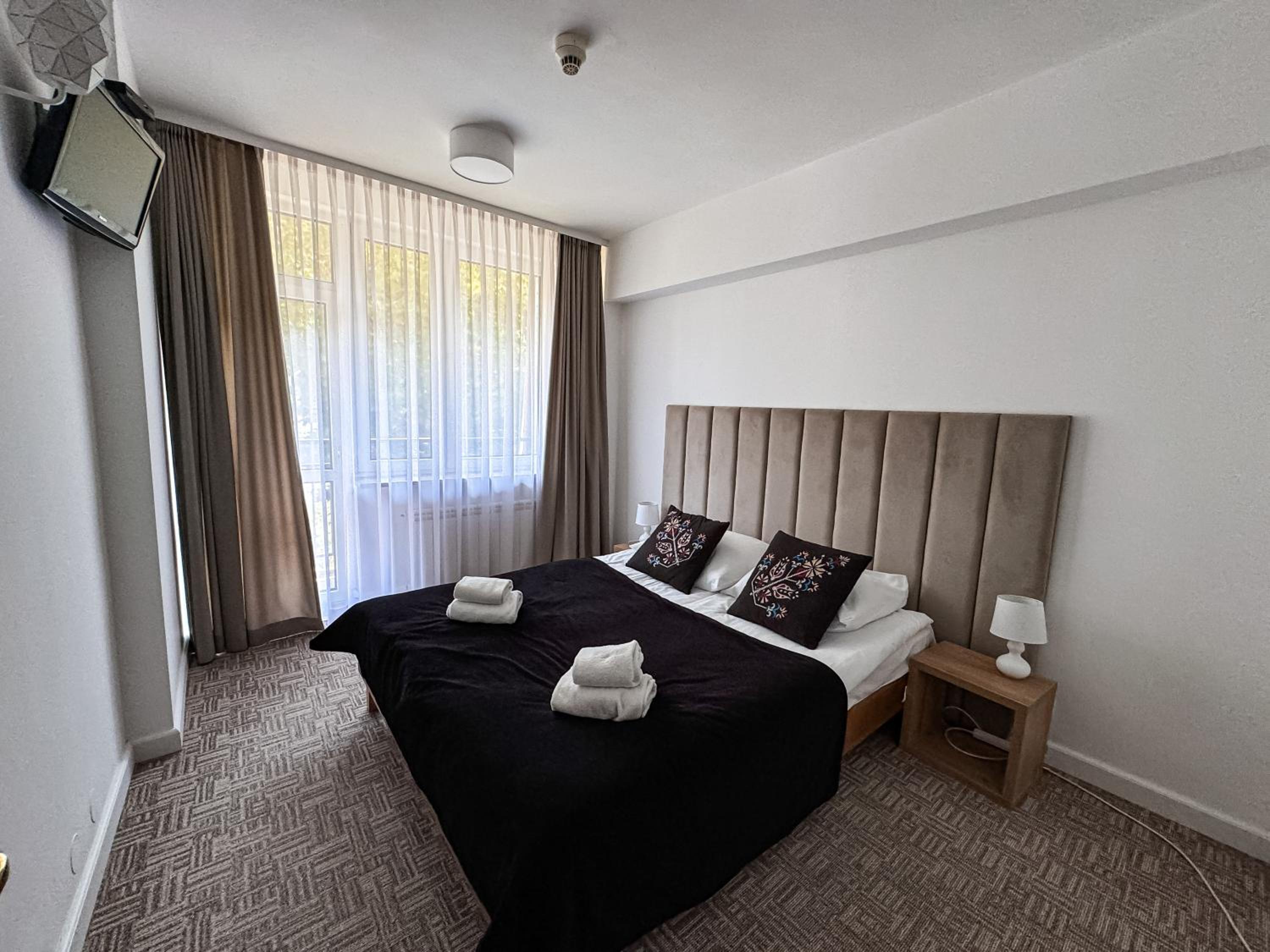 Deluxe Family Room photo 1