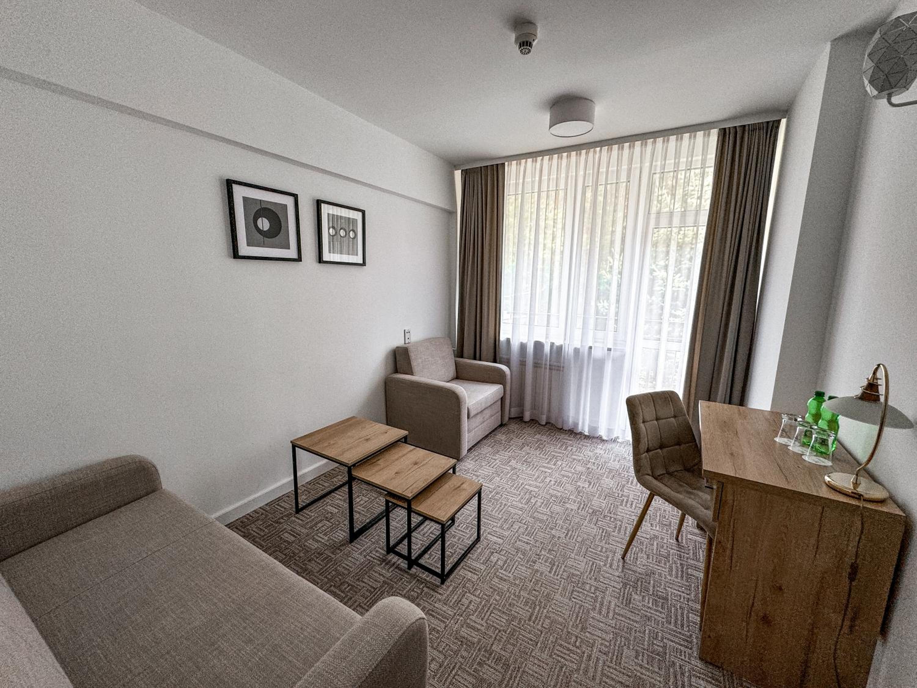 Deluxe Family Room photo 3