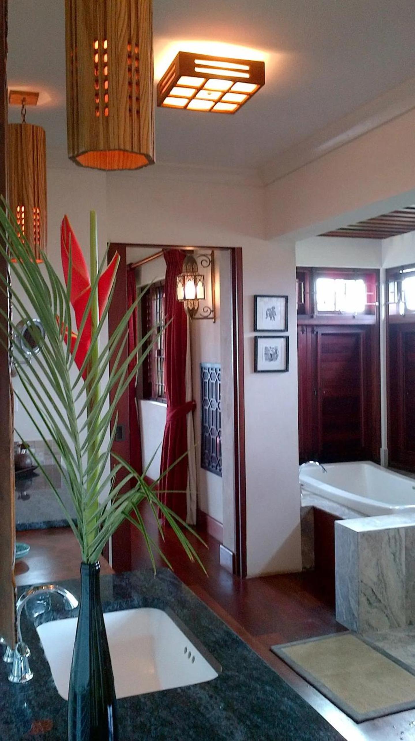 Three-Bedroom House photo 2