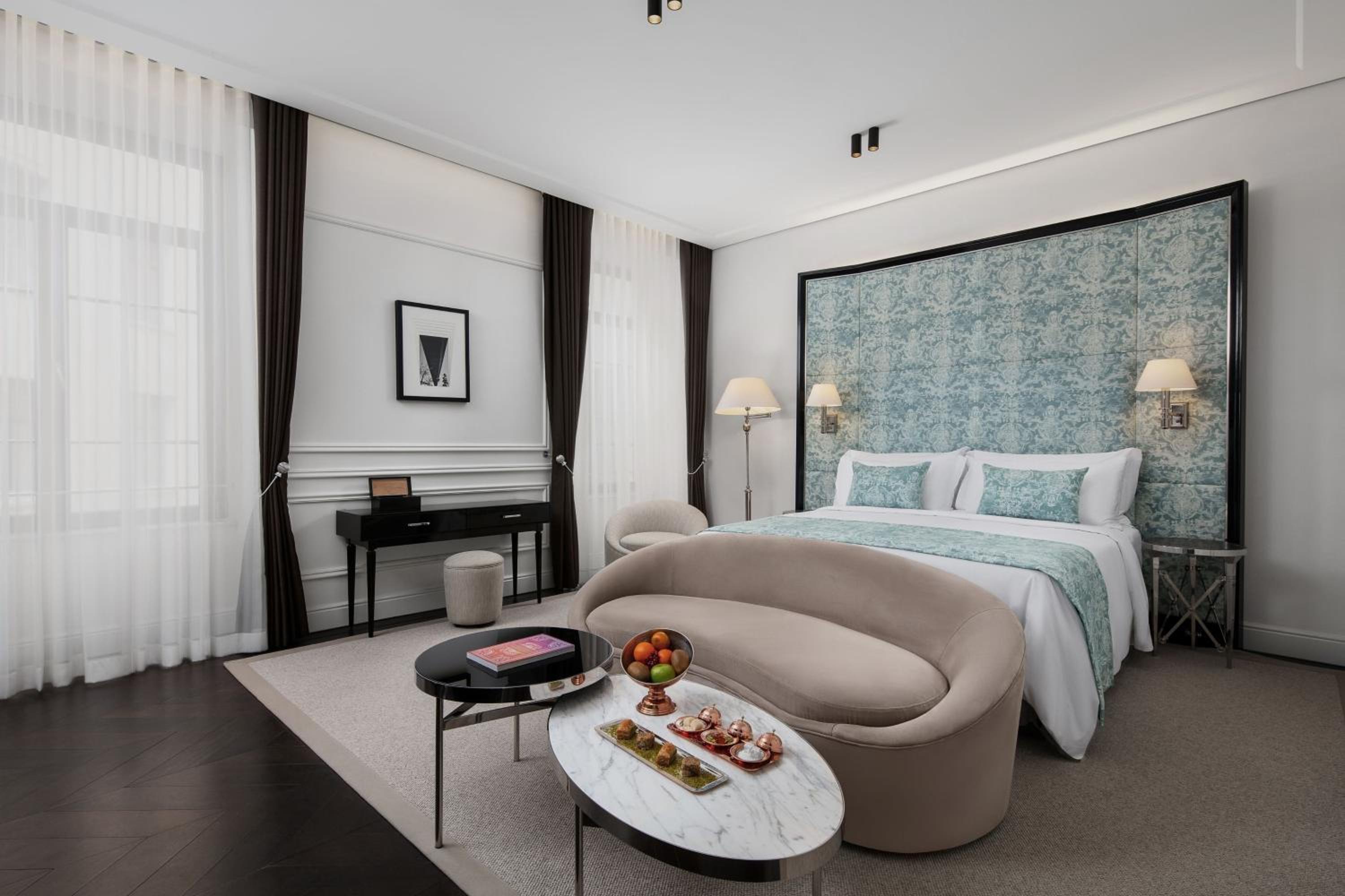 Sanasaryan Han King Suite