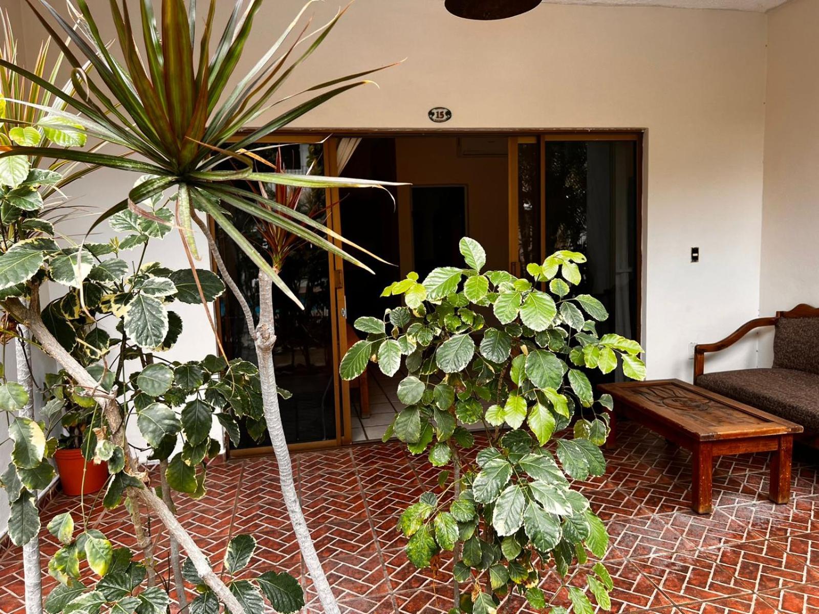 One-Bedroom Suite - Photo 2