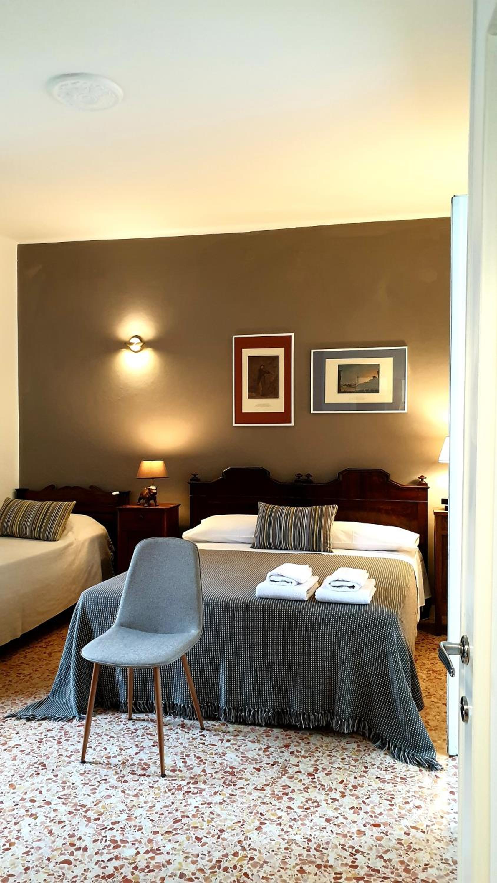 Two-Bedroom Apartment - Photo 15