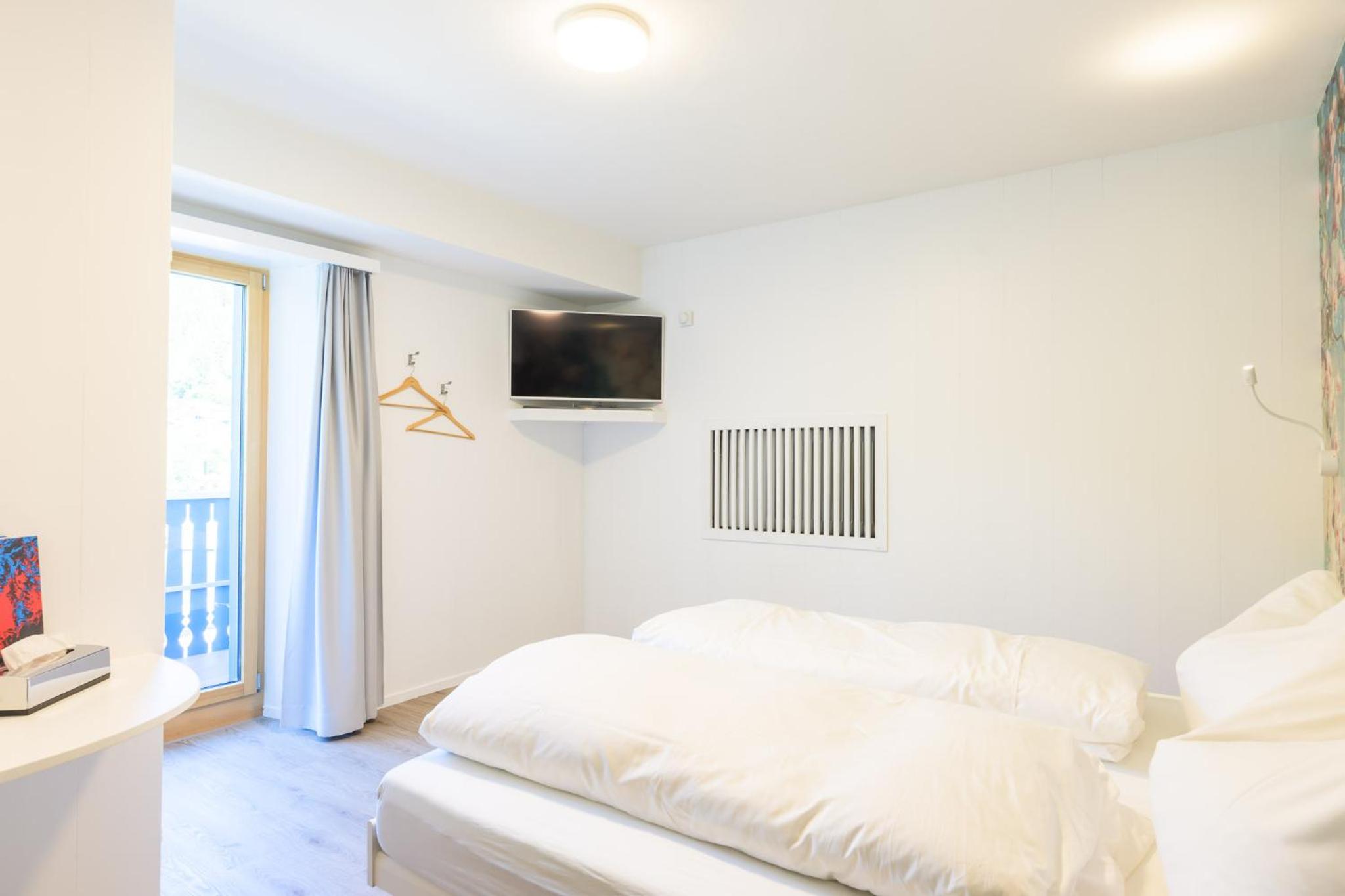 Deluxe Double Room - Photo 15