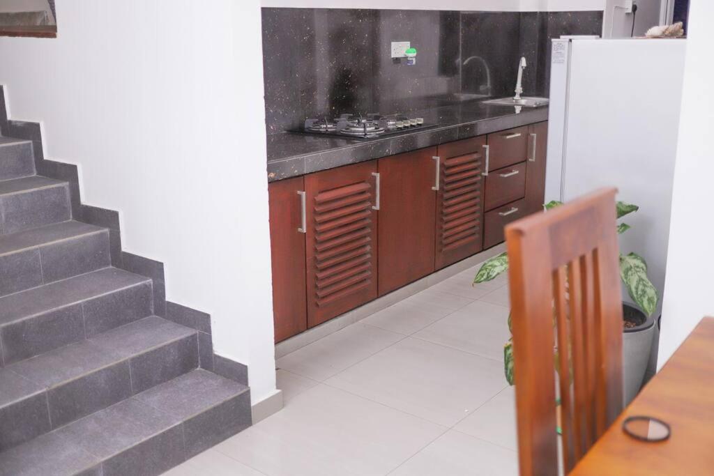One-Bedroom Apartment photo 3