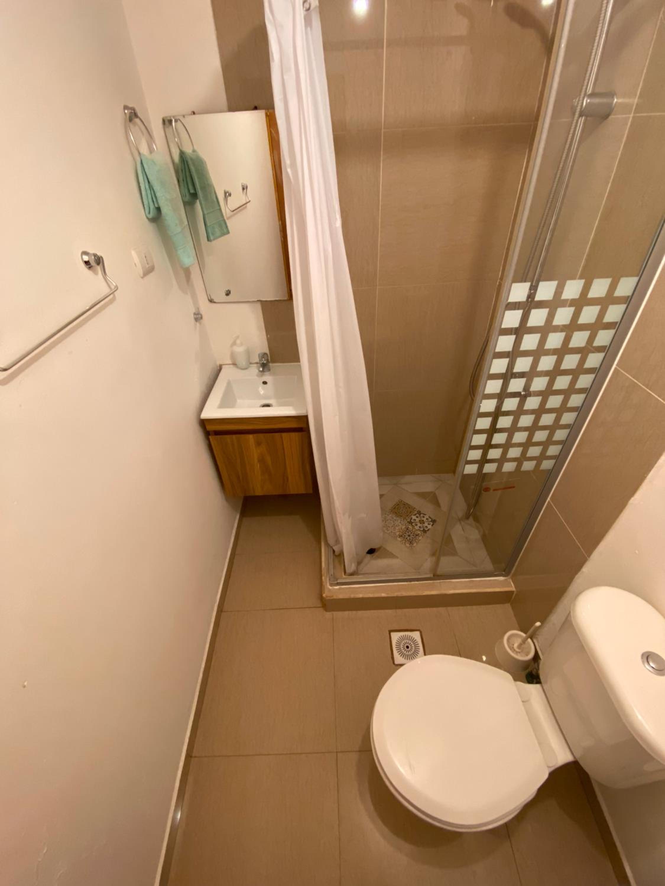 Double Room with Private Bathroom photo 2