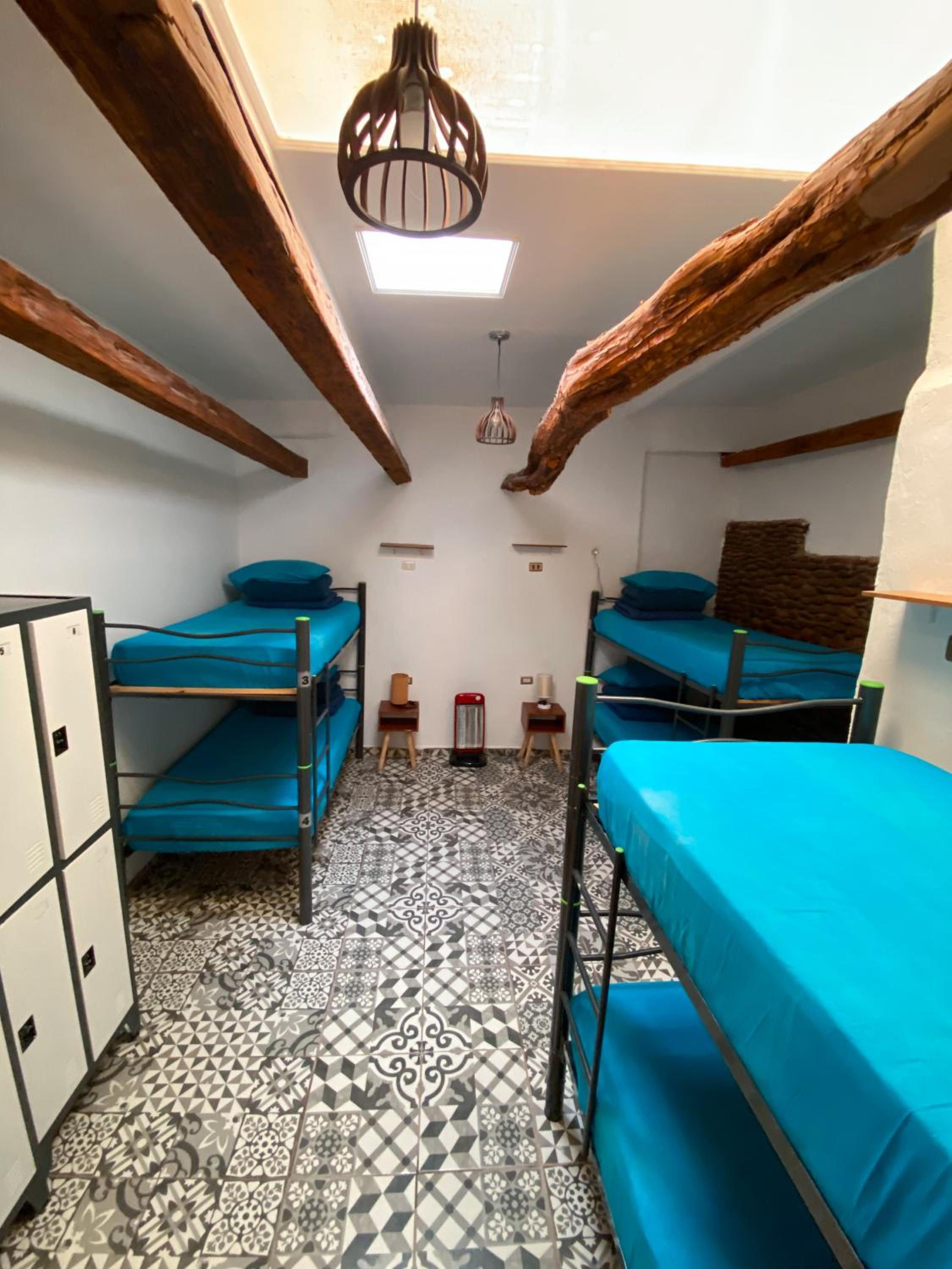 Family Room with Private Bathroom photo 1