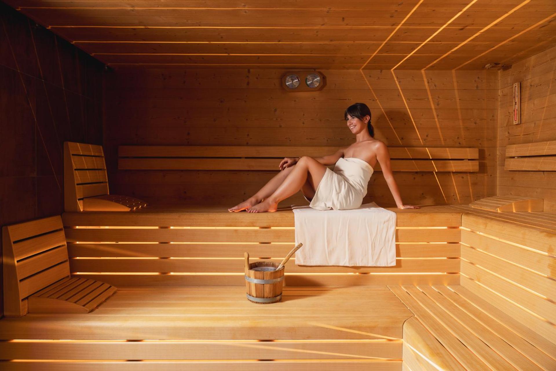 Junior Suite with Spa Access photo 3