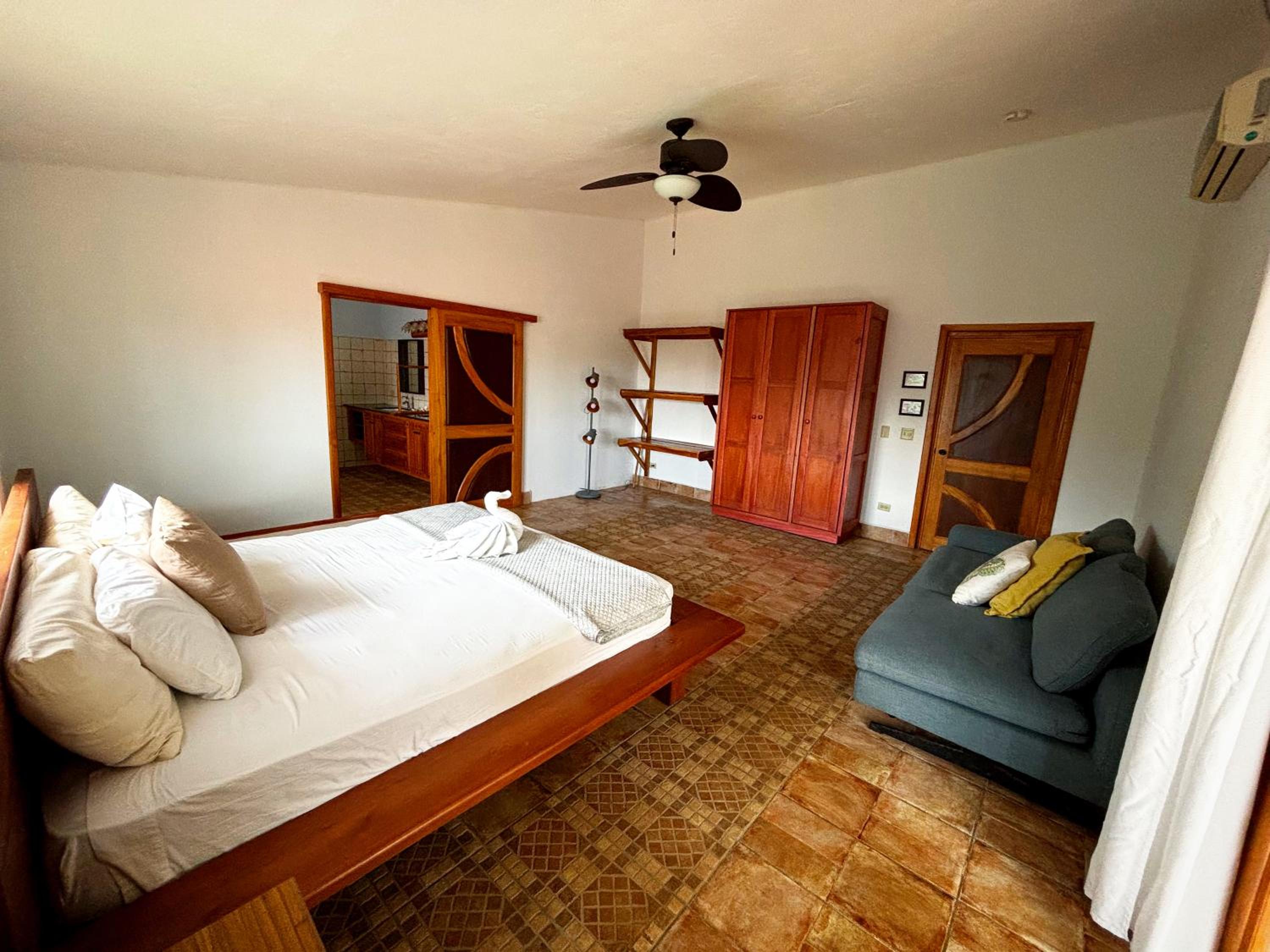 King Room with Balcony photo 2