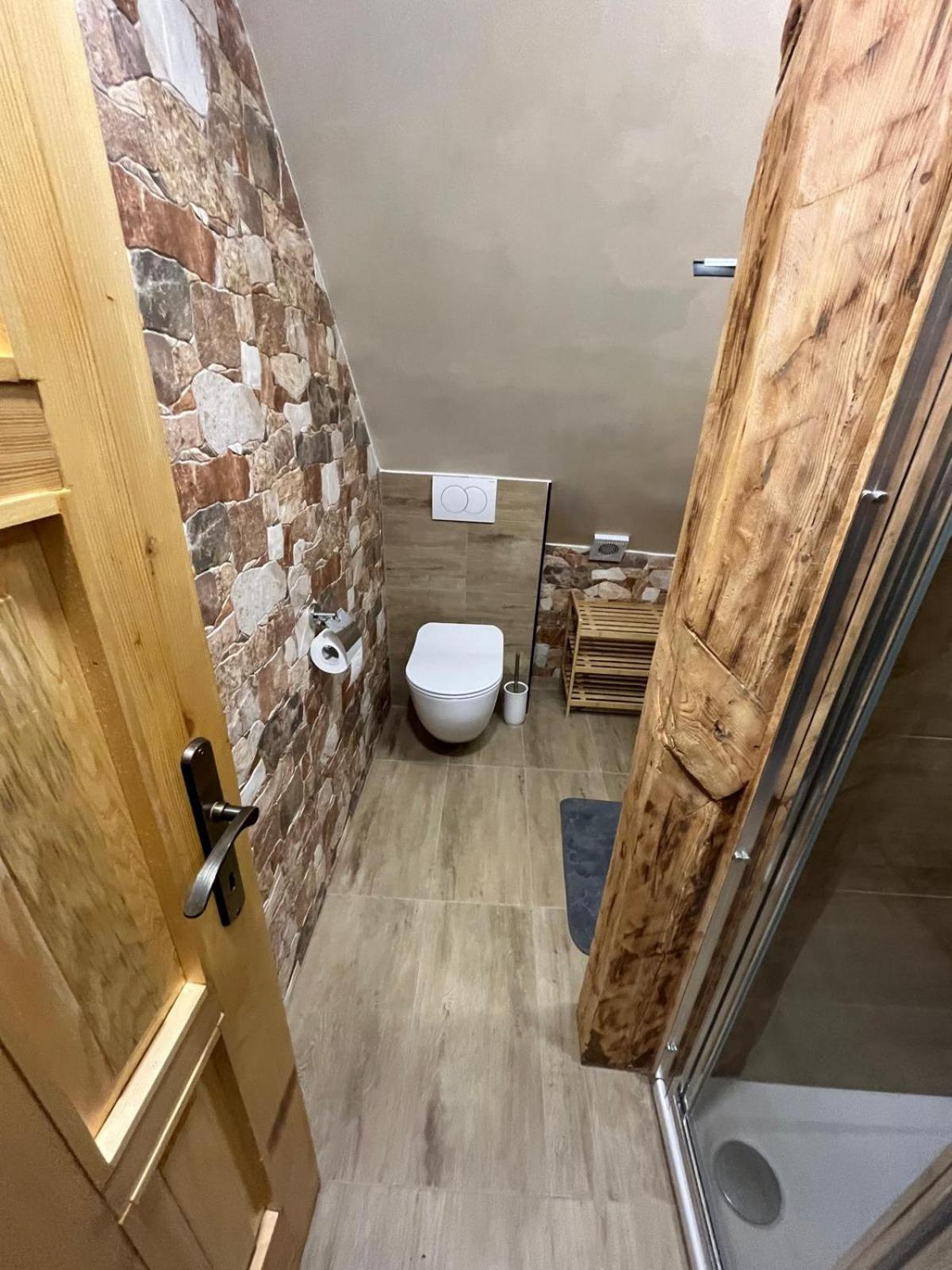 Three-Bedroom Chalet photo 3