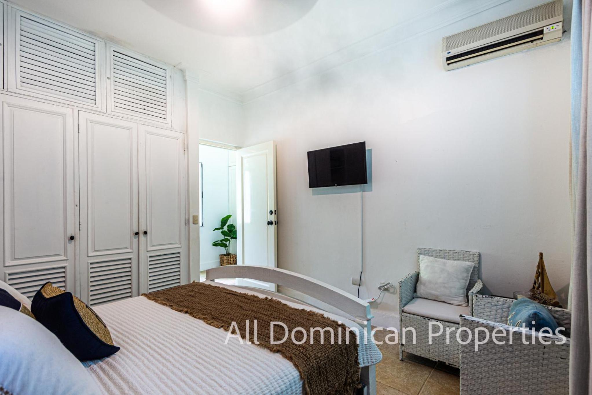 Two-Bedroom Apartment with Terrace and Sea View photo 1