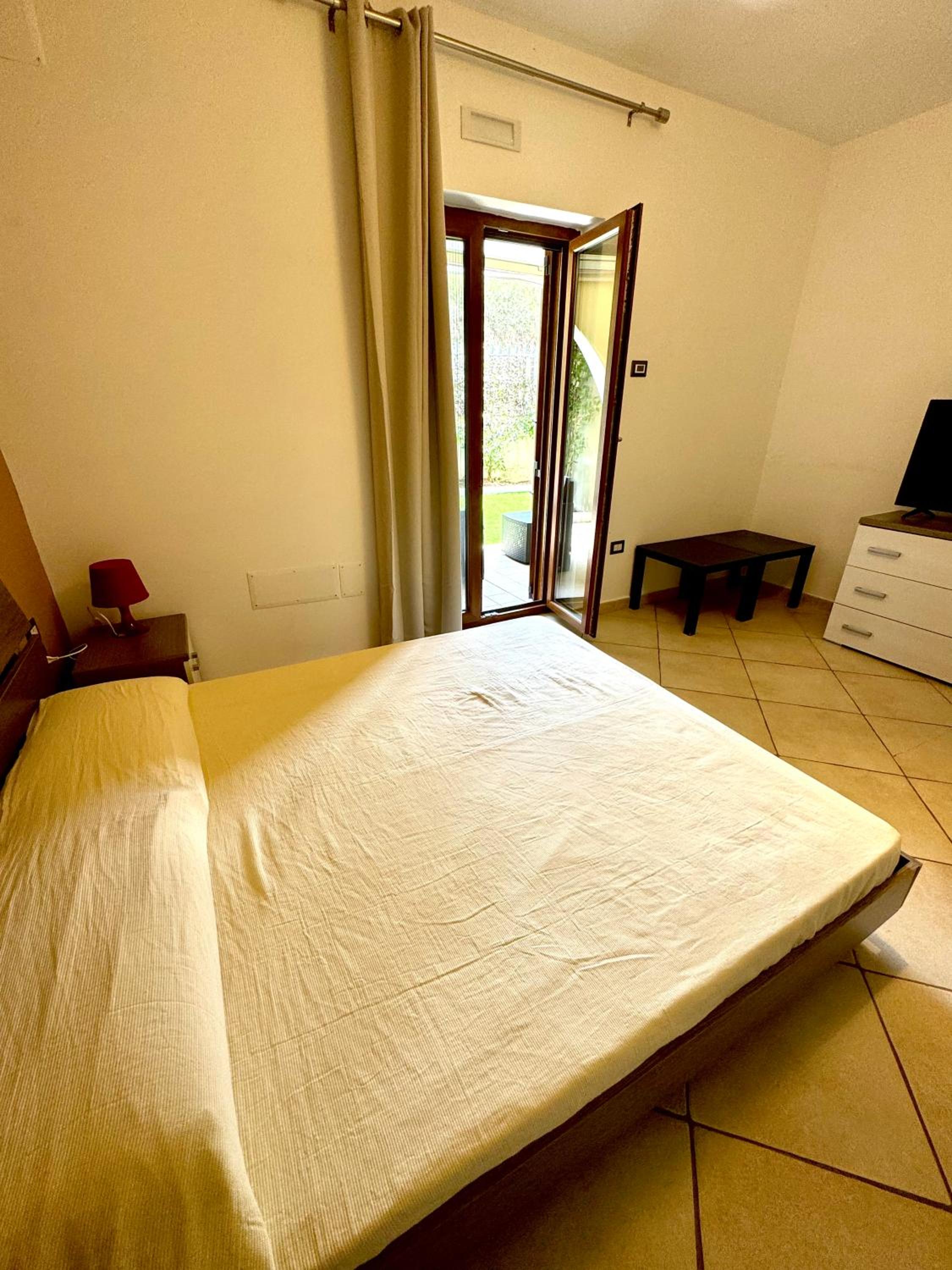 One-Bedroom House photo 3