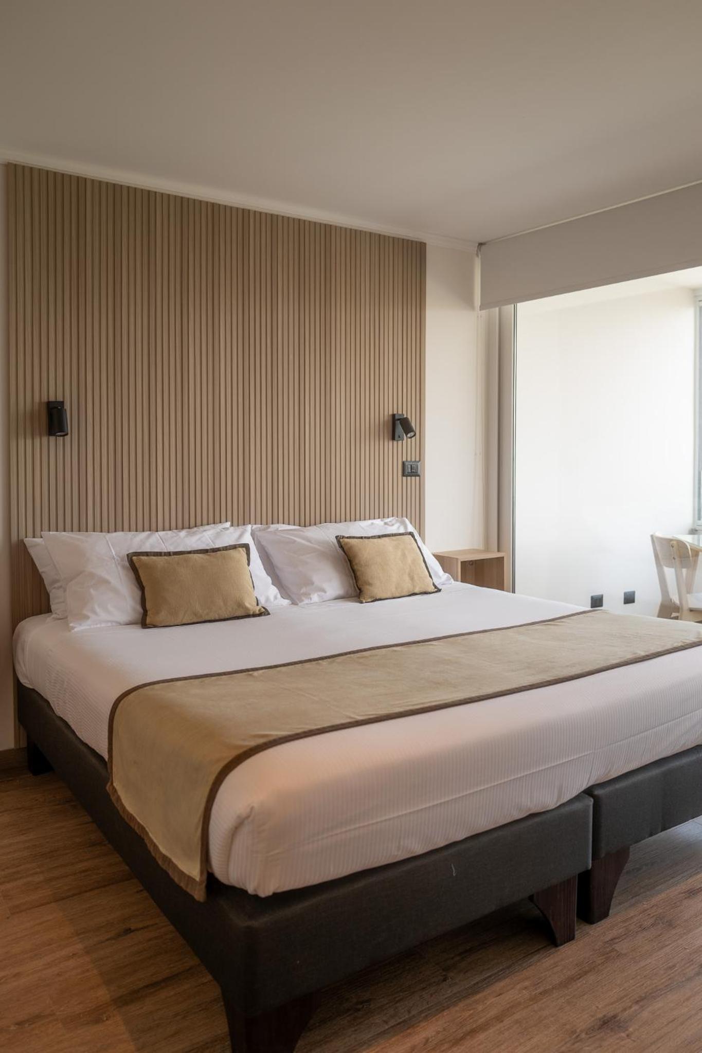 One-Bedroom Apartment with Balcony