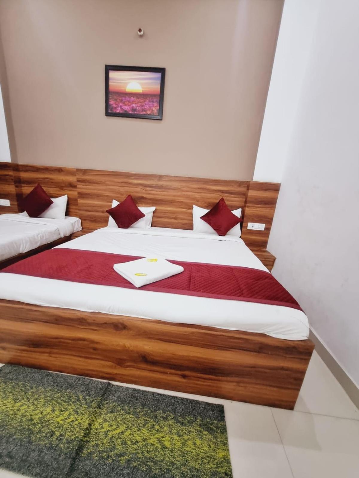 Double Room With Private Bathroom photo 2