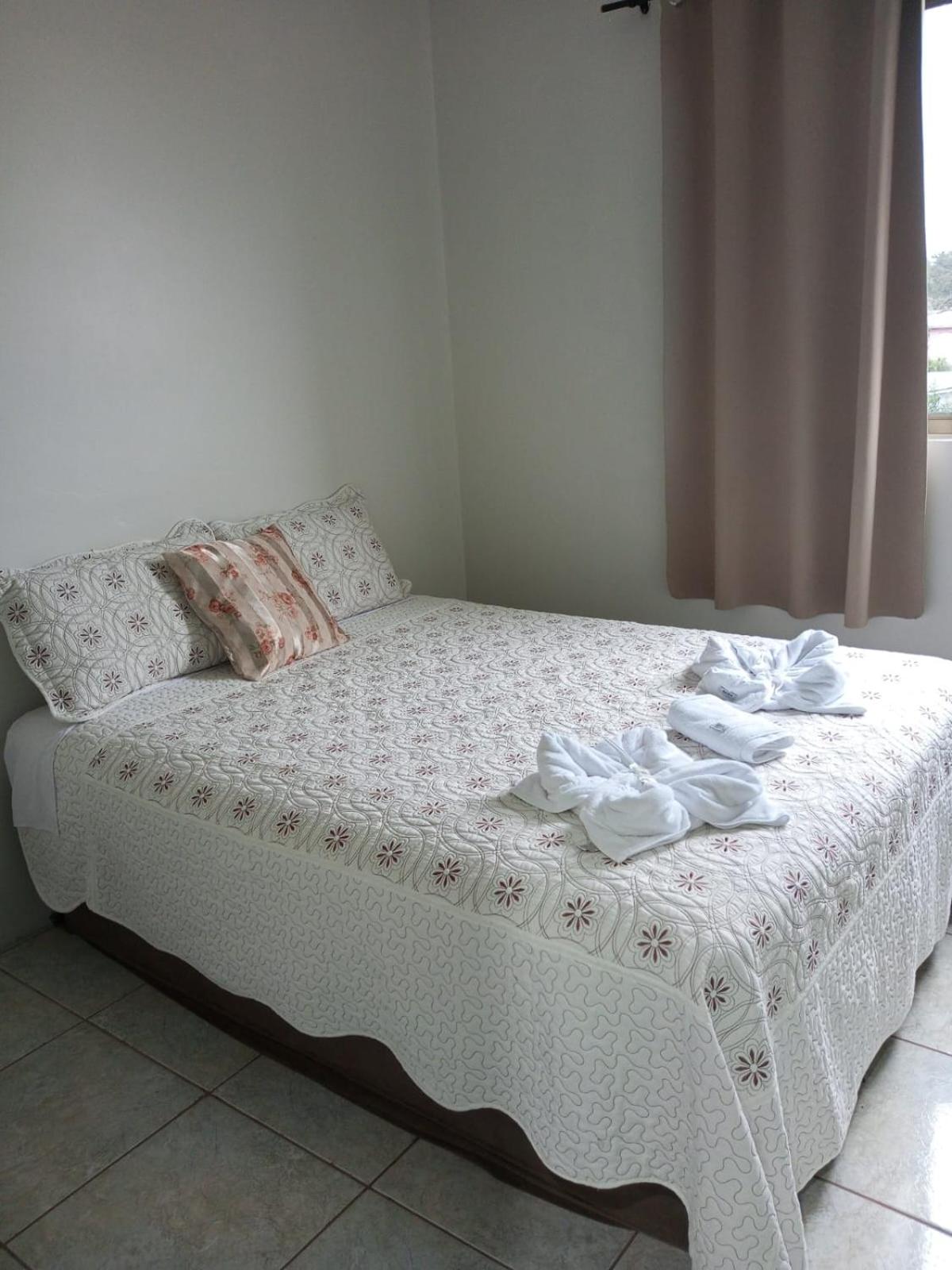 Large Double Room photo 1