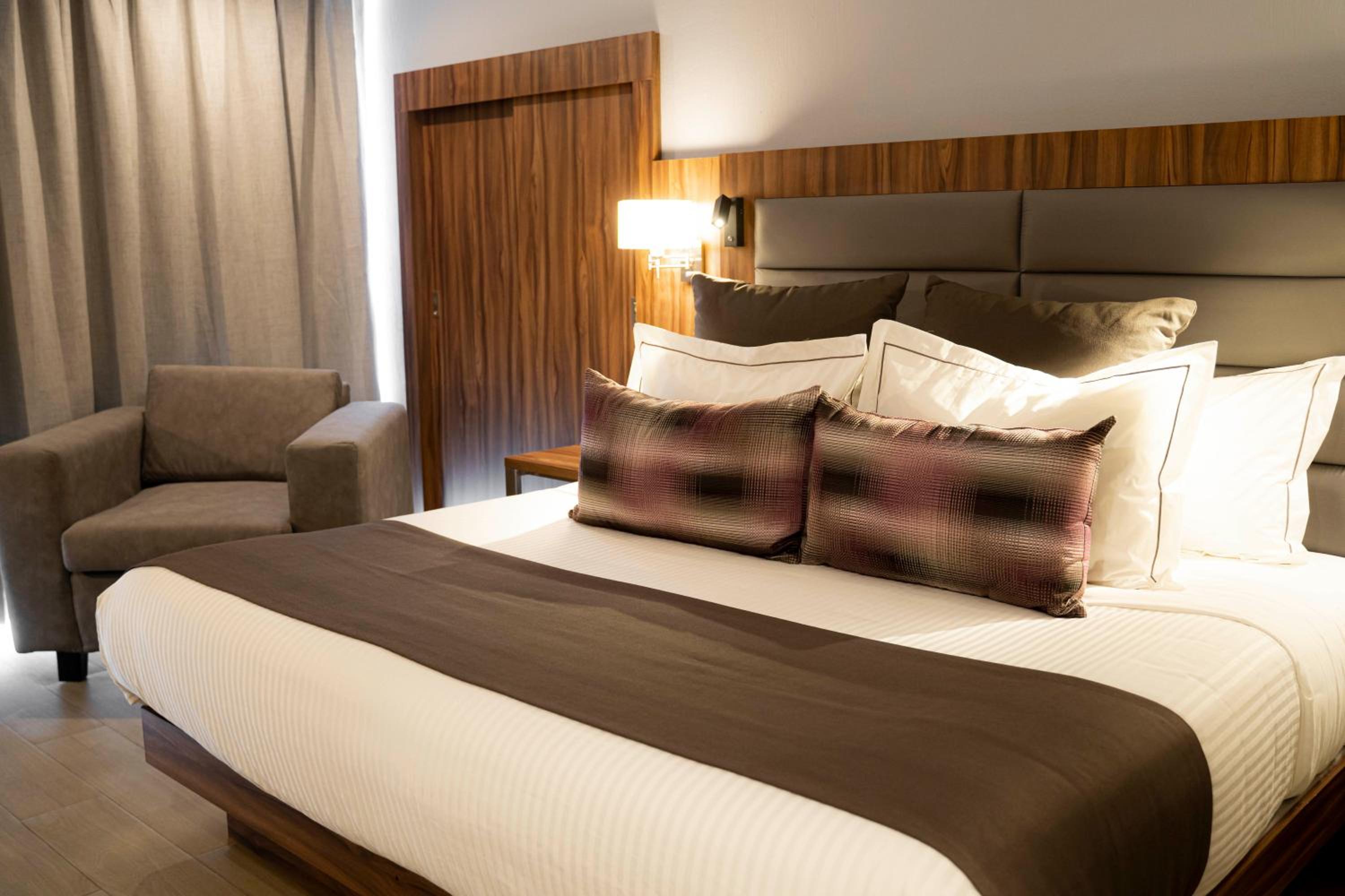 Superior Double Room with Two Double Beds