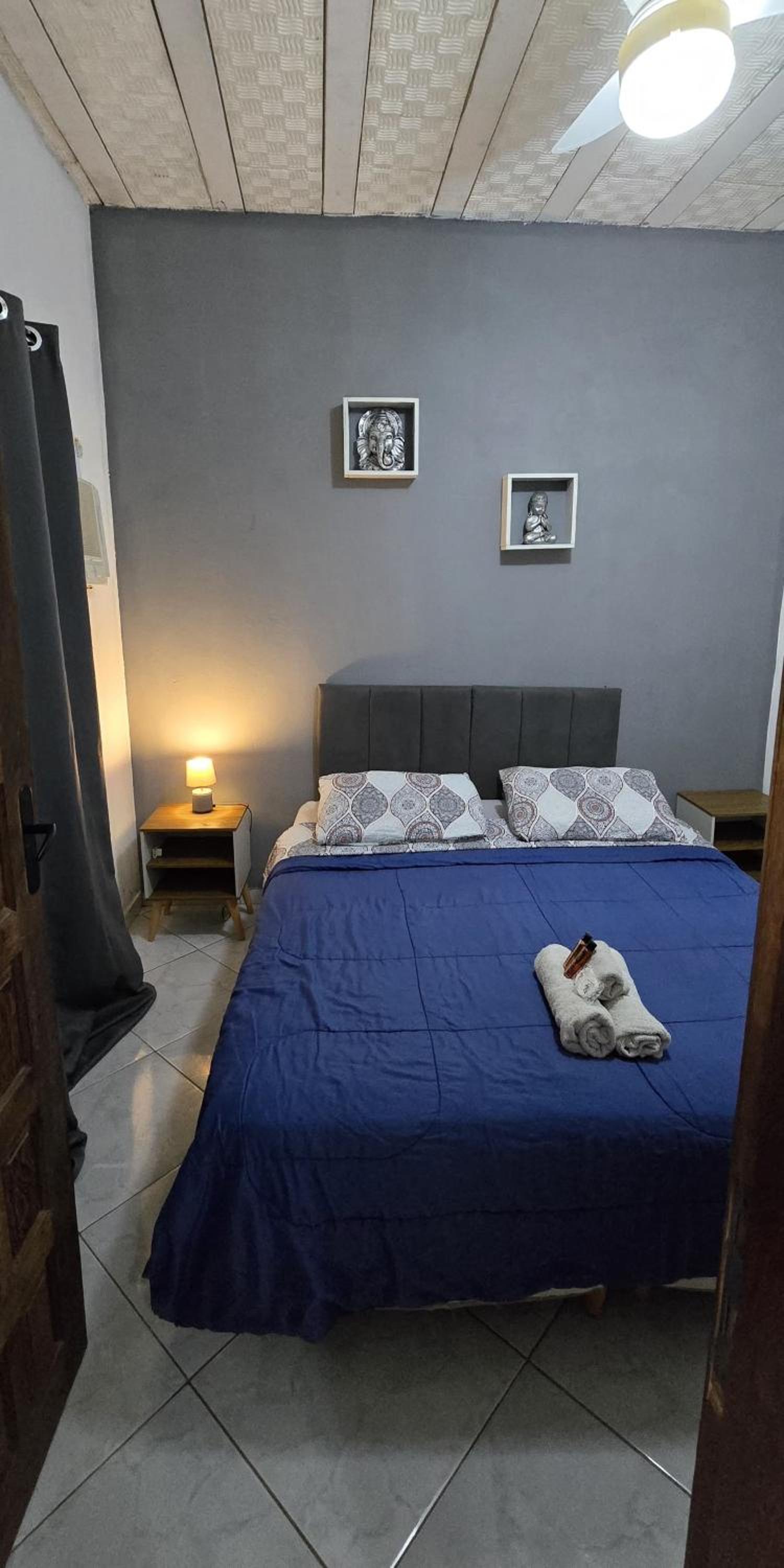 One-Bedroom House photo 1
