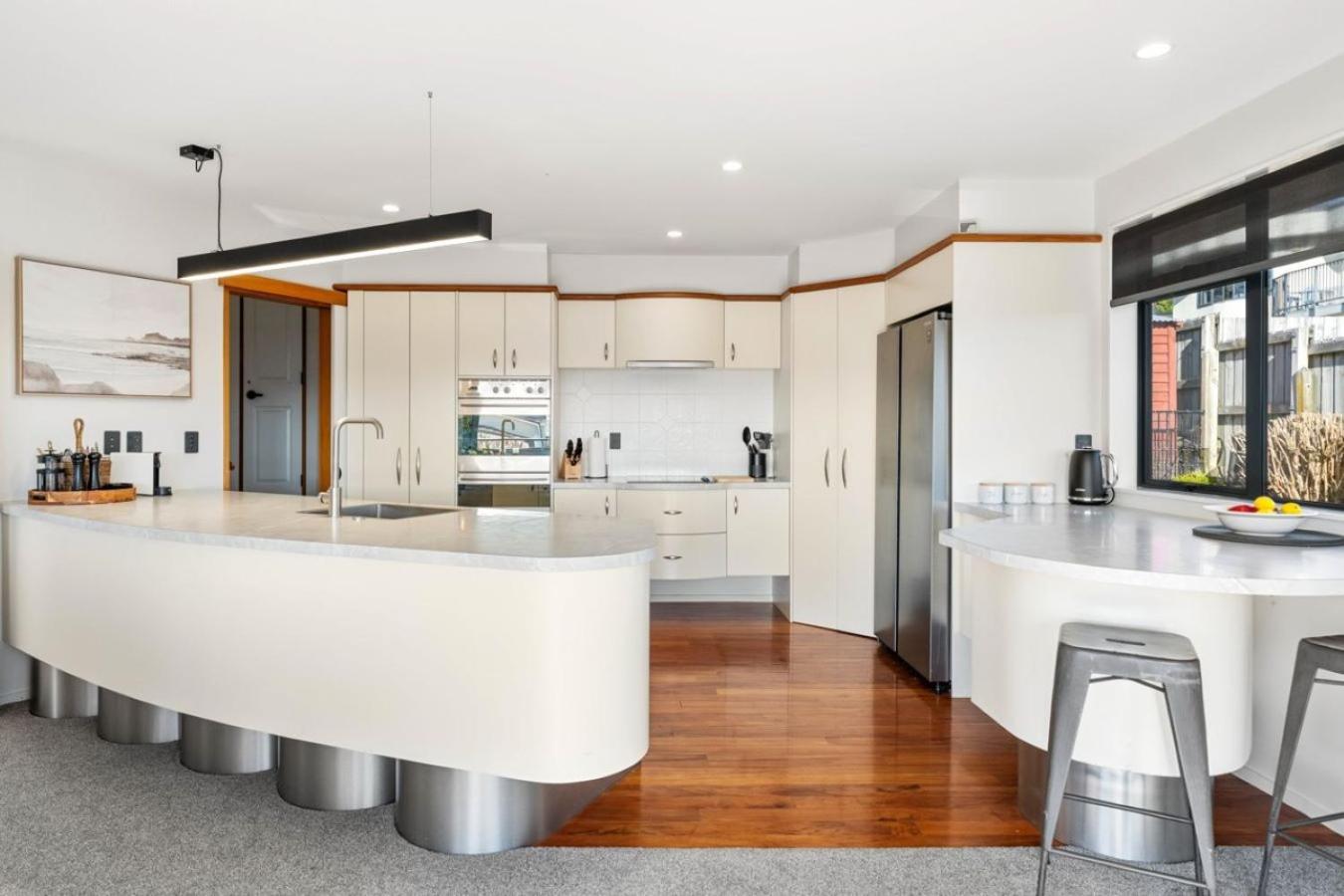 Four-Bedroom House photo 2
