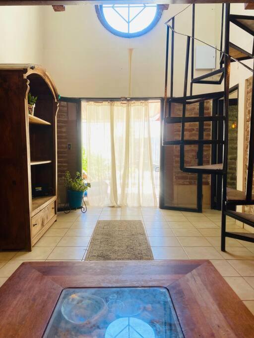 One-Bedroom House photo 2