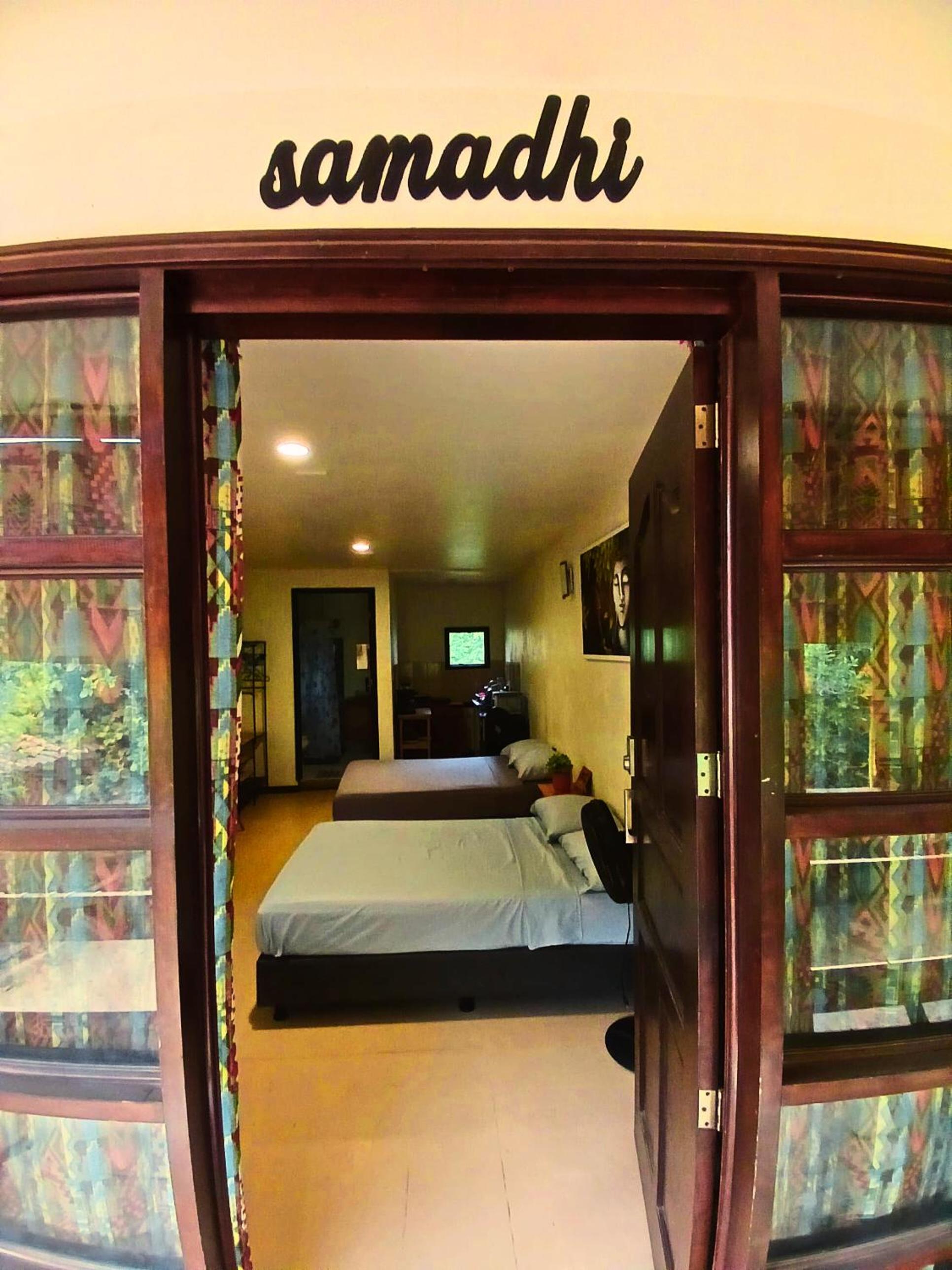Studio with Balcony photo 1