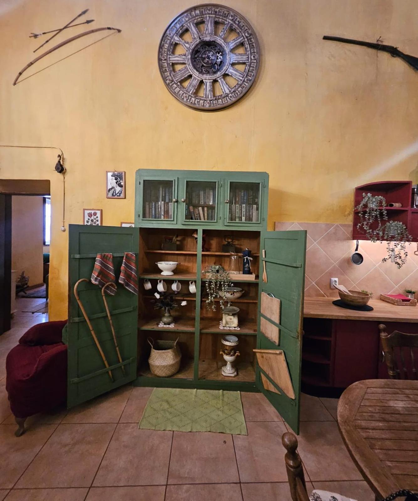 Studio - Photo 3