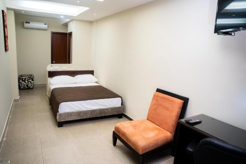 Budget Single Room photo 3
