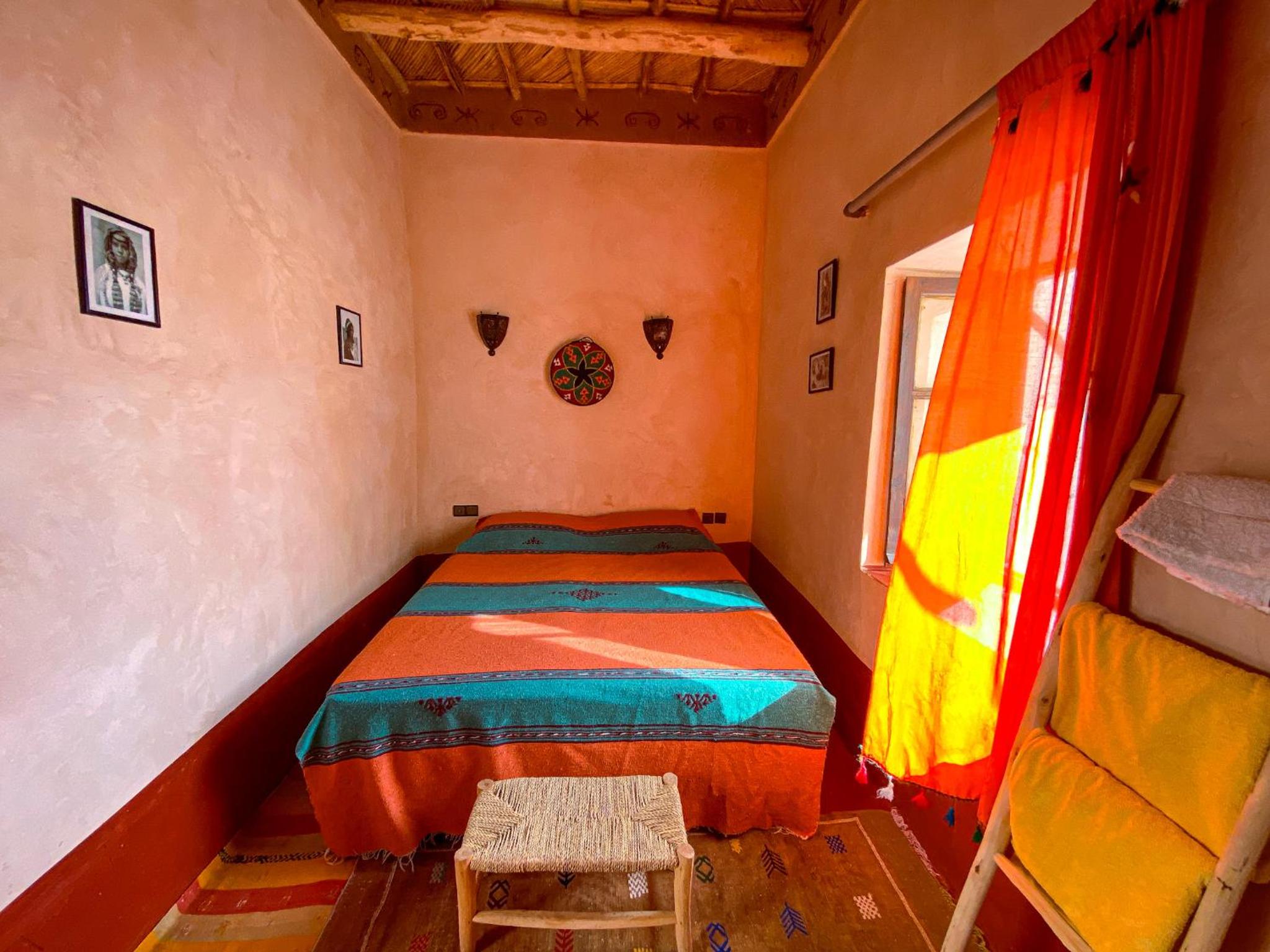 Double Room with Terrace - Photo 18
