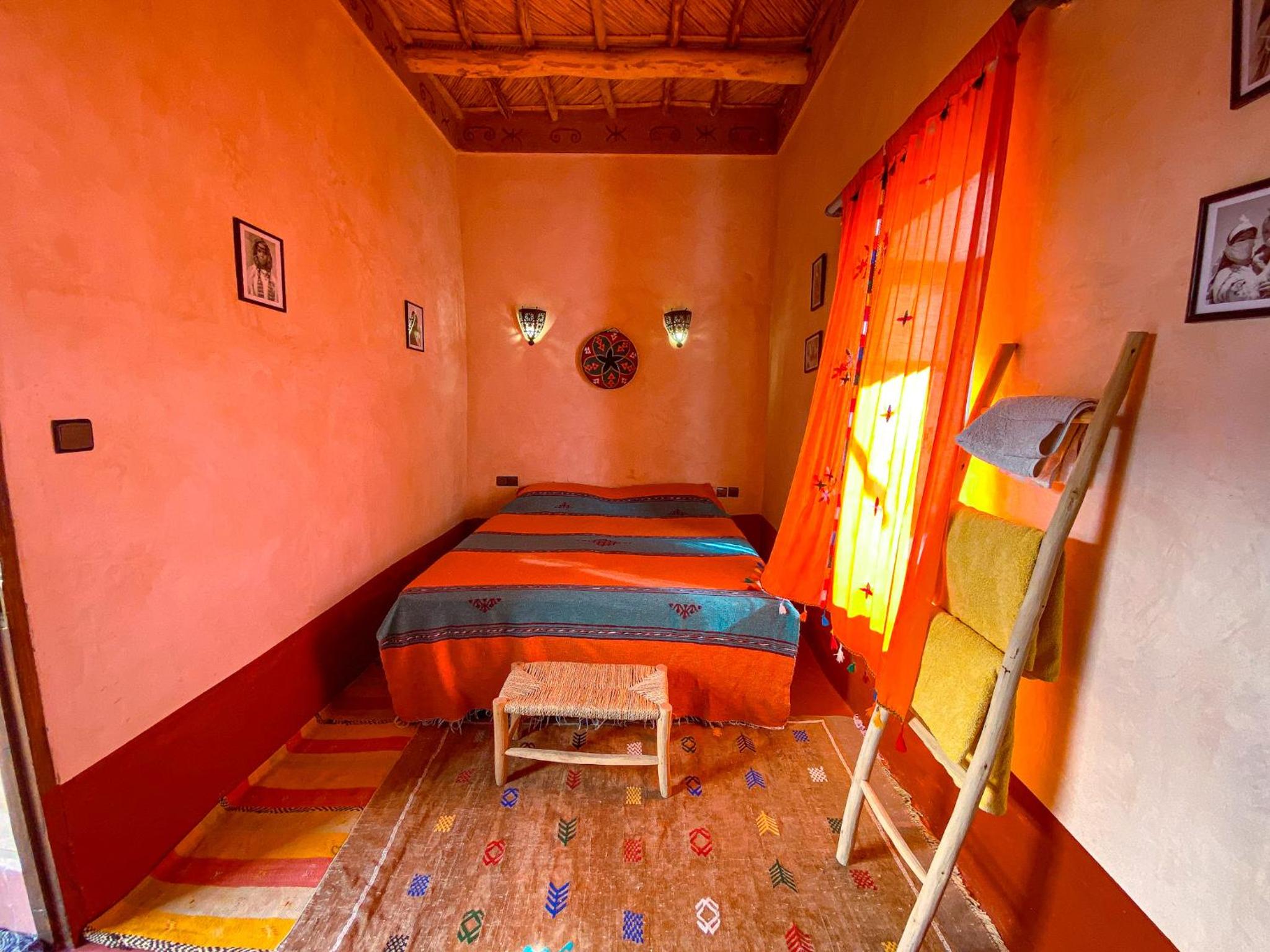 Double Room with Terrace - Photo 11