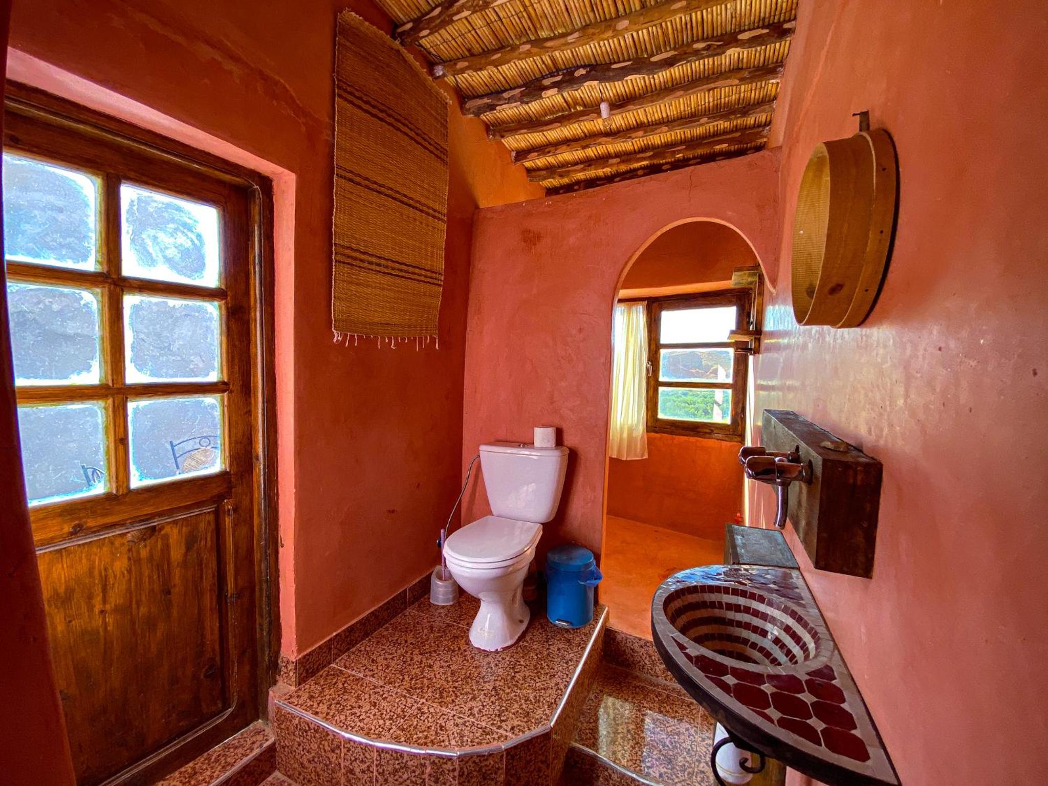 Double Room with Terrace - Photo 14