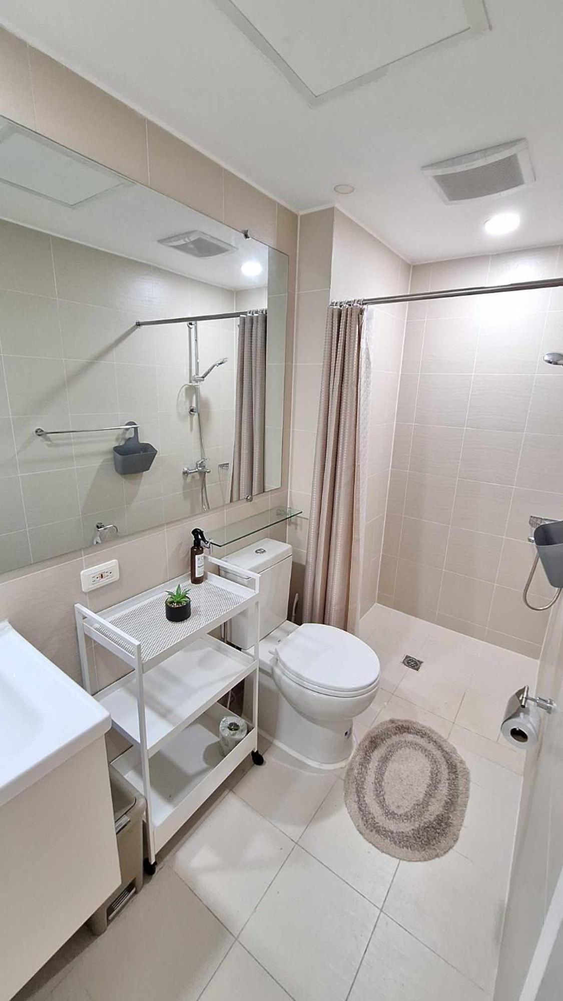 Deluxe Room (2 Adults + 1 Child) photo 2