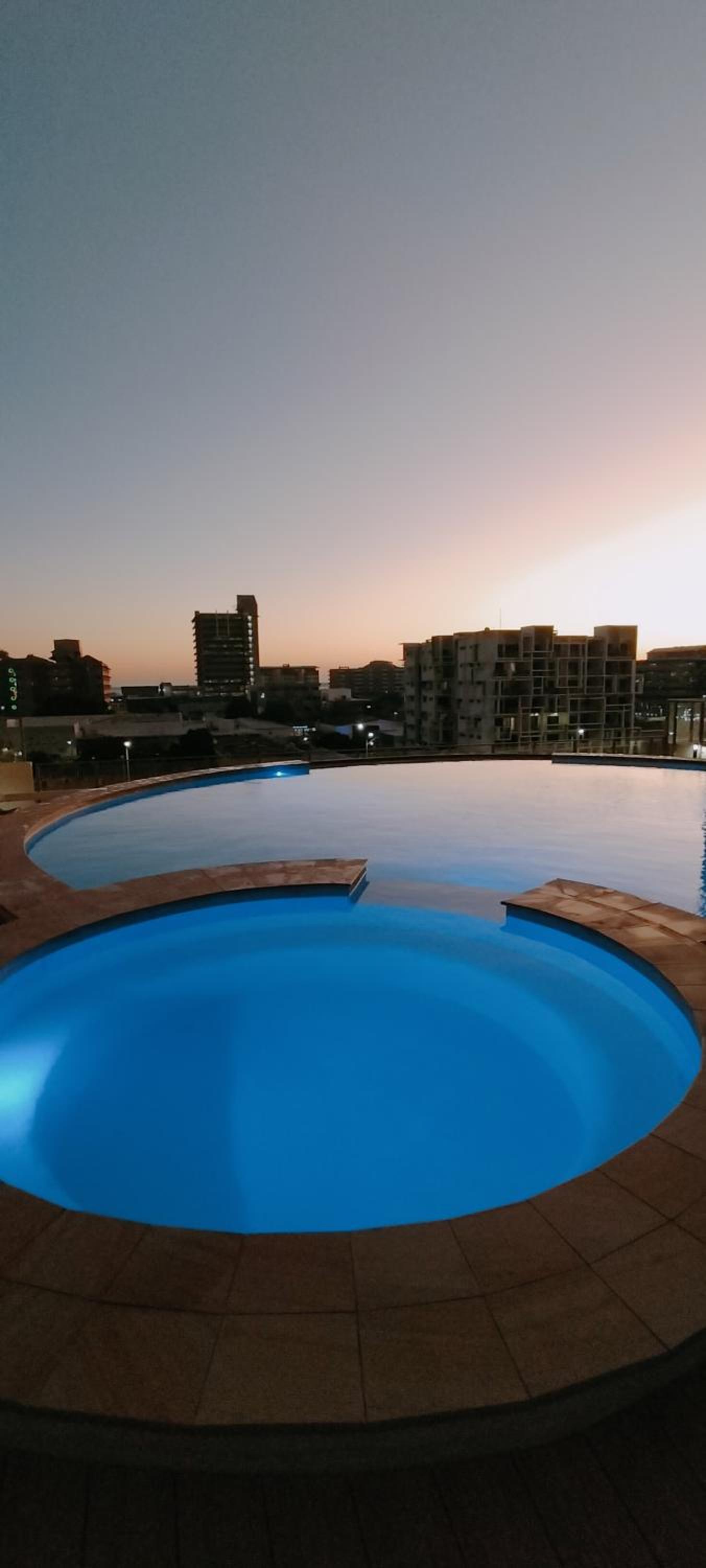 One-Bedroom Apartment with Sea View and Balcony - Photo 7