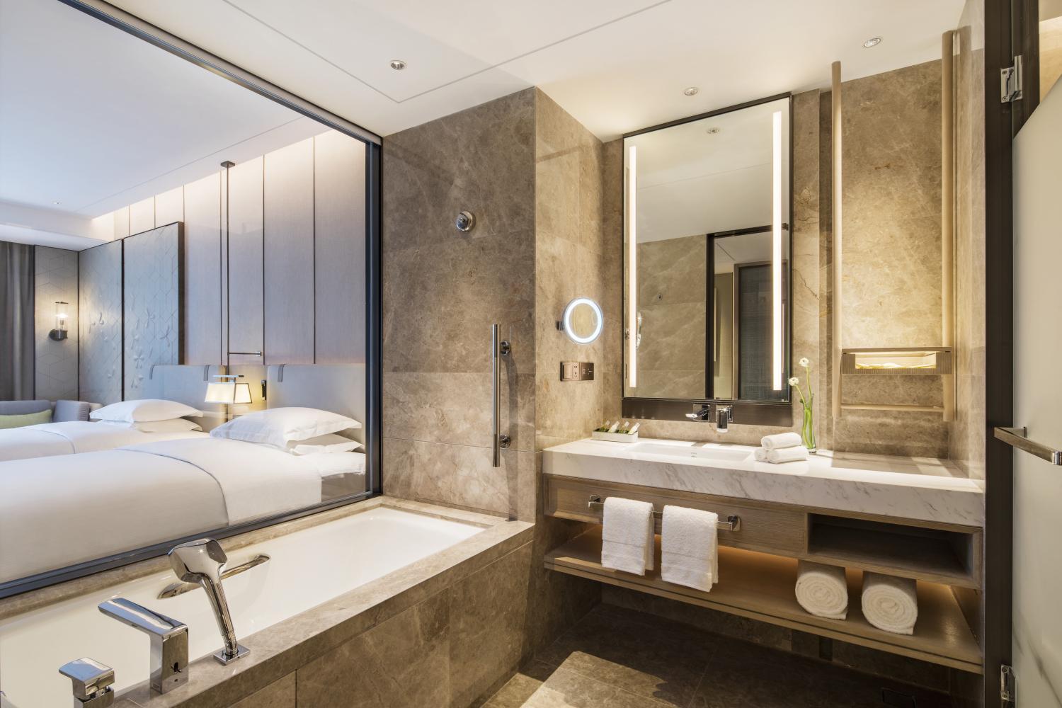 2 Double Guest Room thumbnail 5