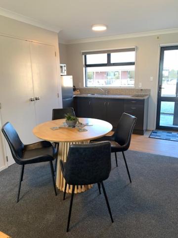 Deluxe Family Room - Photo 9